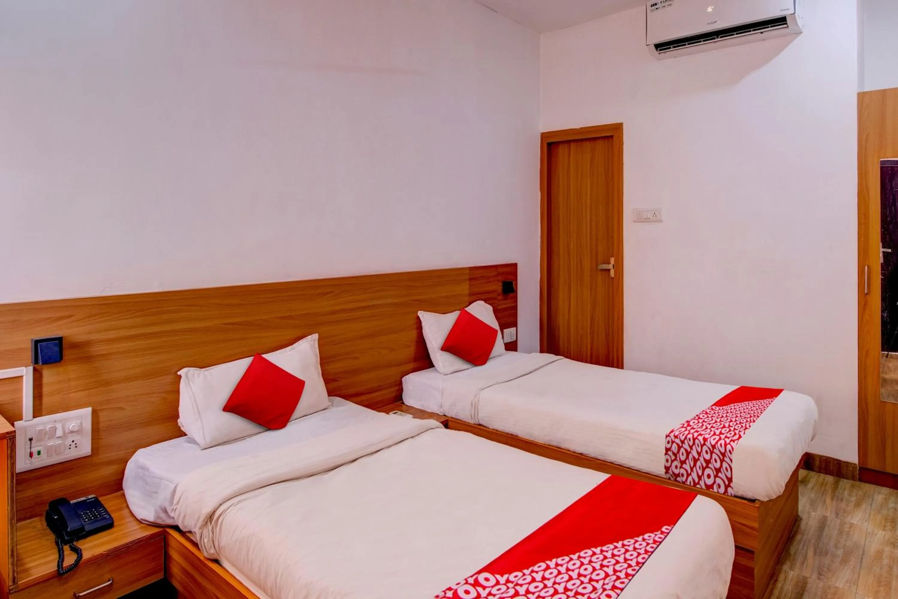 Bedroom, Bed in Hotel O Hill View Residency near ACA Stadium