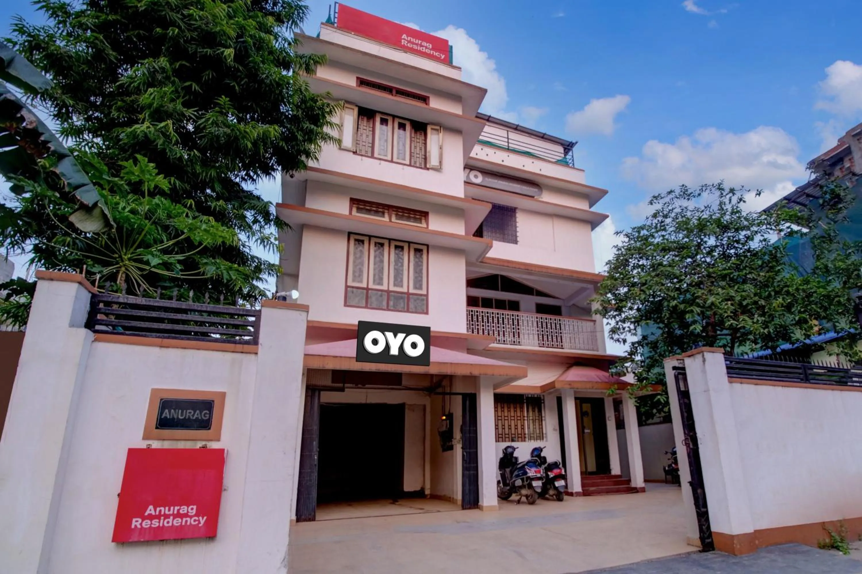 Facade/entrance in Hotel O Hill View Residency near ACA Stadium