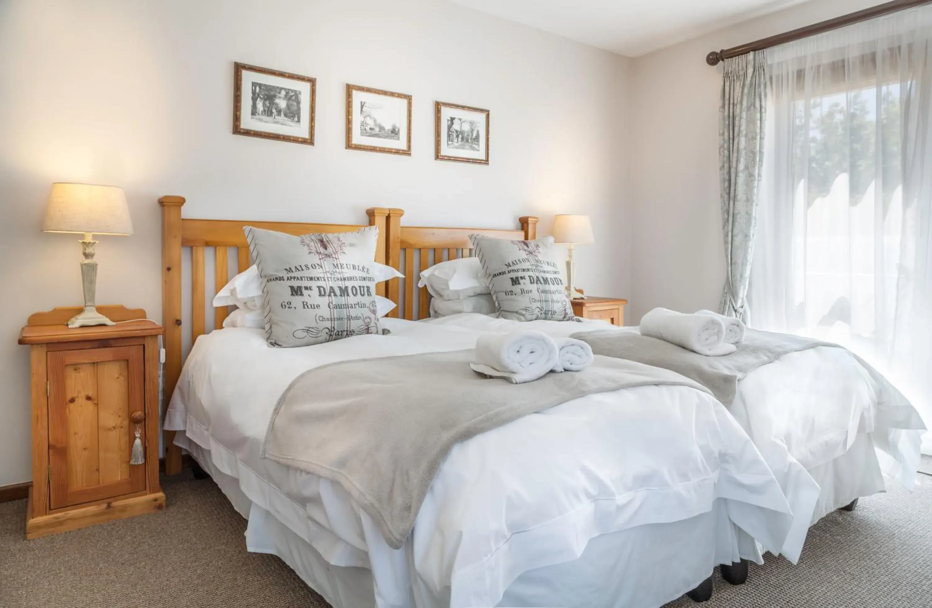 Luxury Twin Room in Avenues Guest House Luxury Twin Room in Avenues Guest House