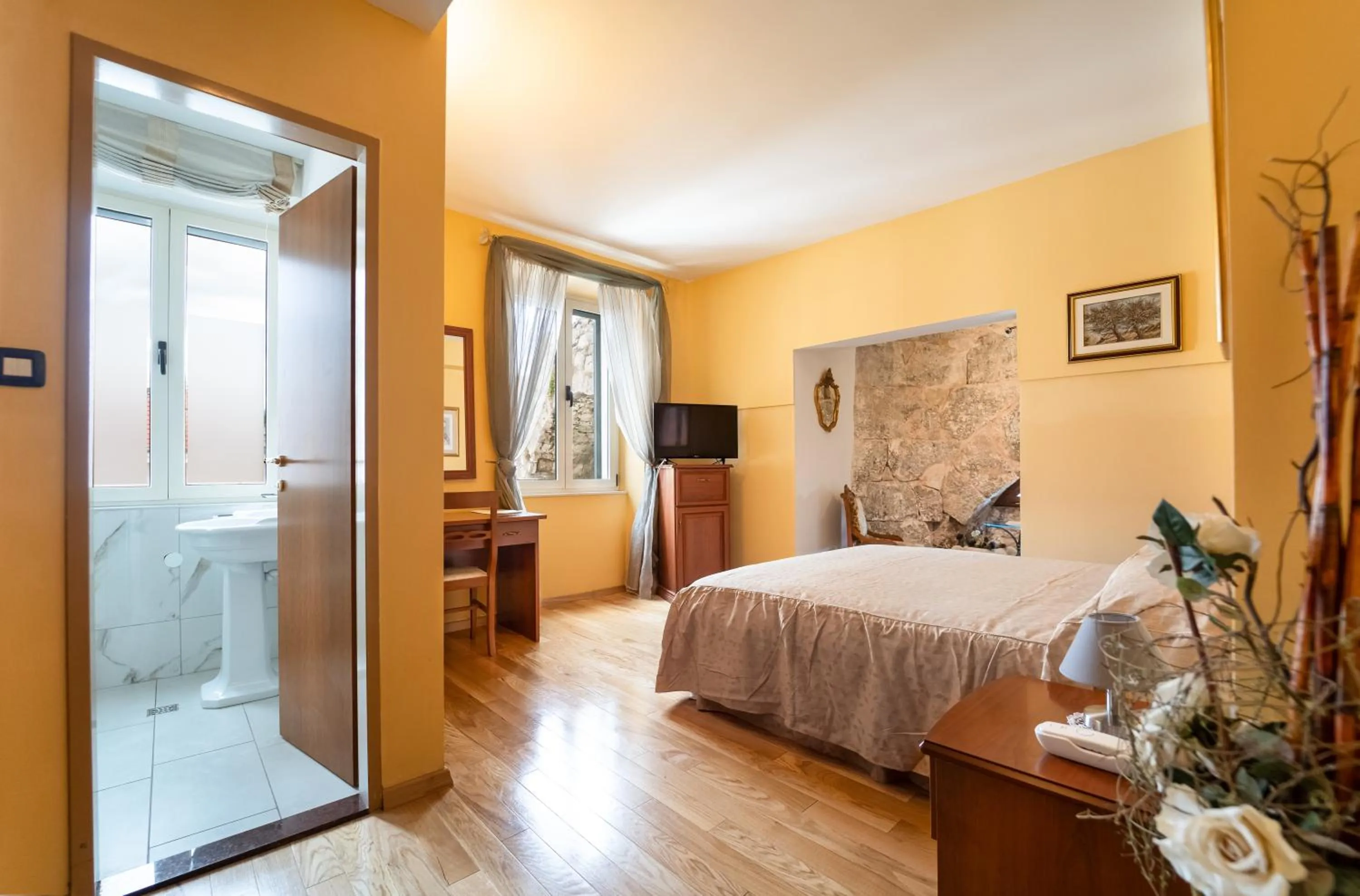 Bed in Hotel Peristil