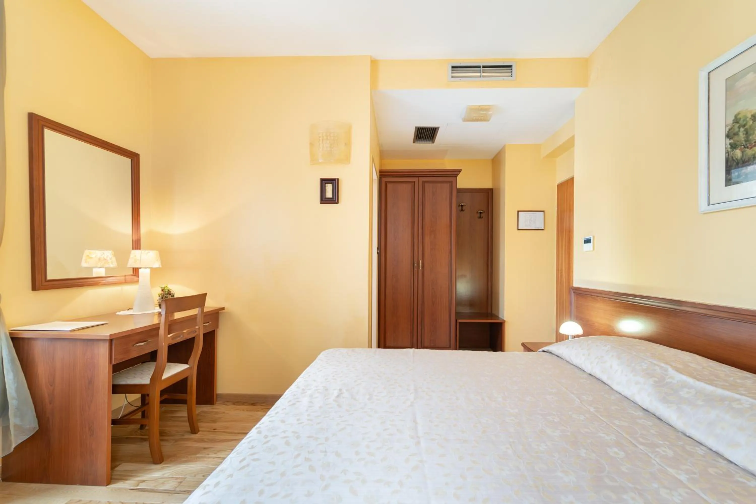 Bedroom, Bed in Hotel Peristil