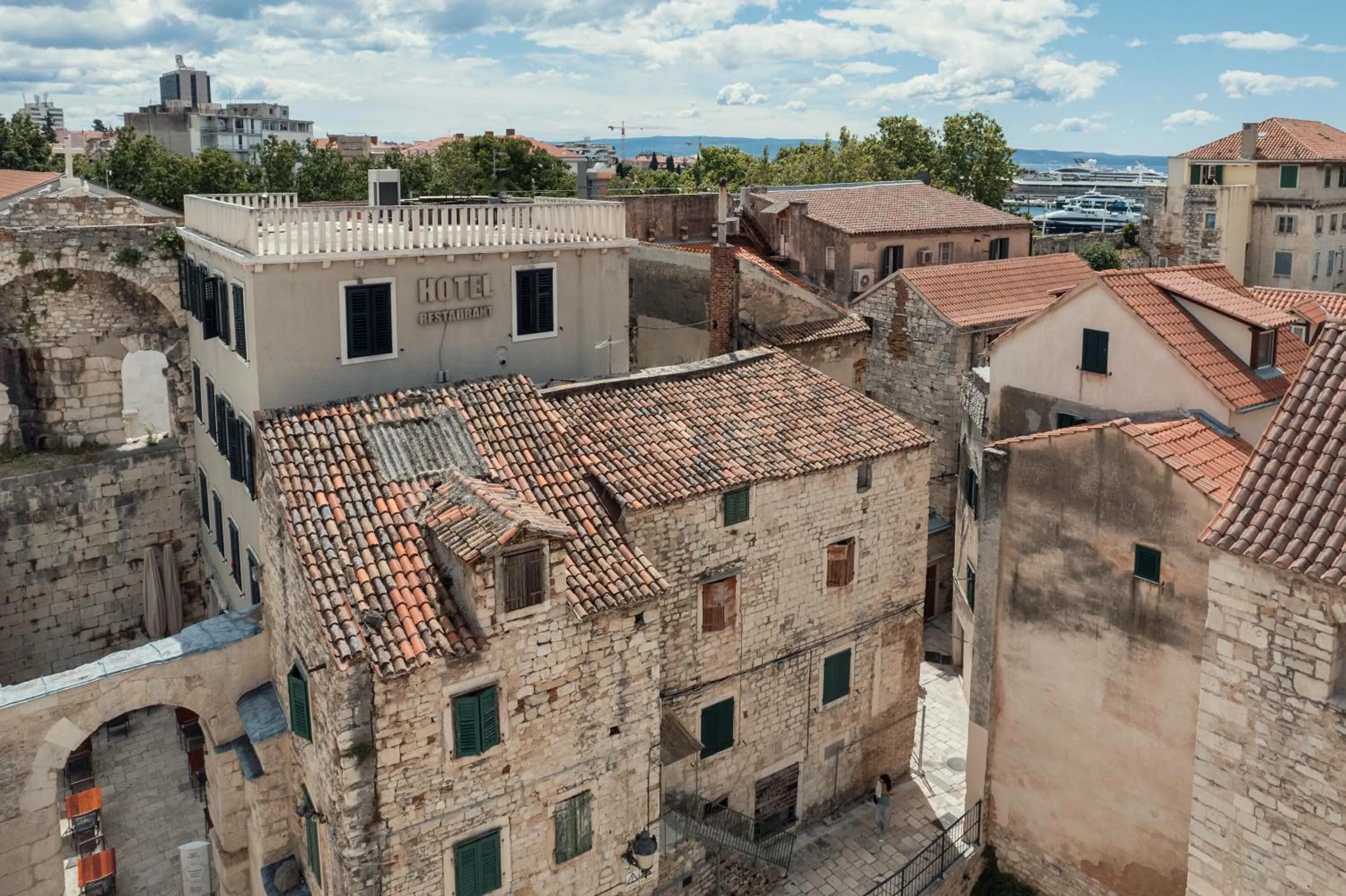 Property building in Hotel Peristil