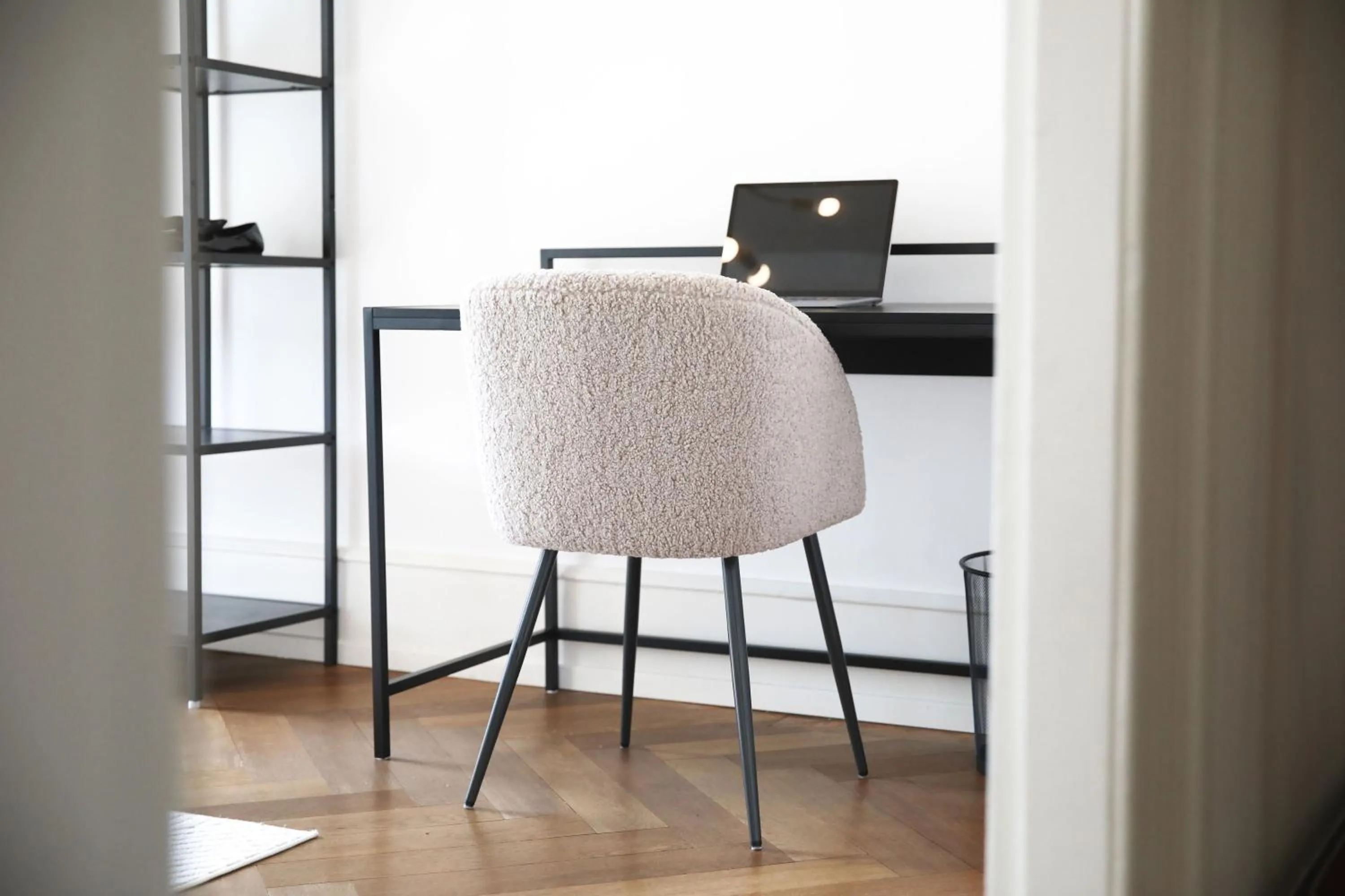 Palais Passy~Design Suite mit Ausblick im Zentrum