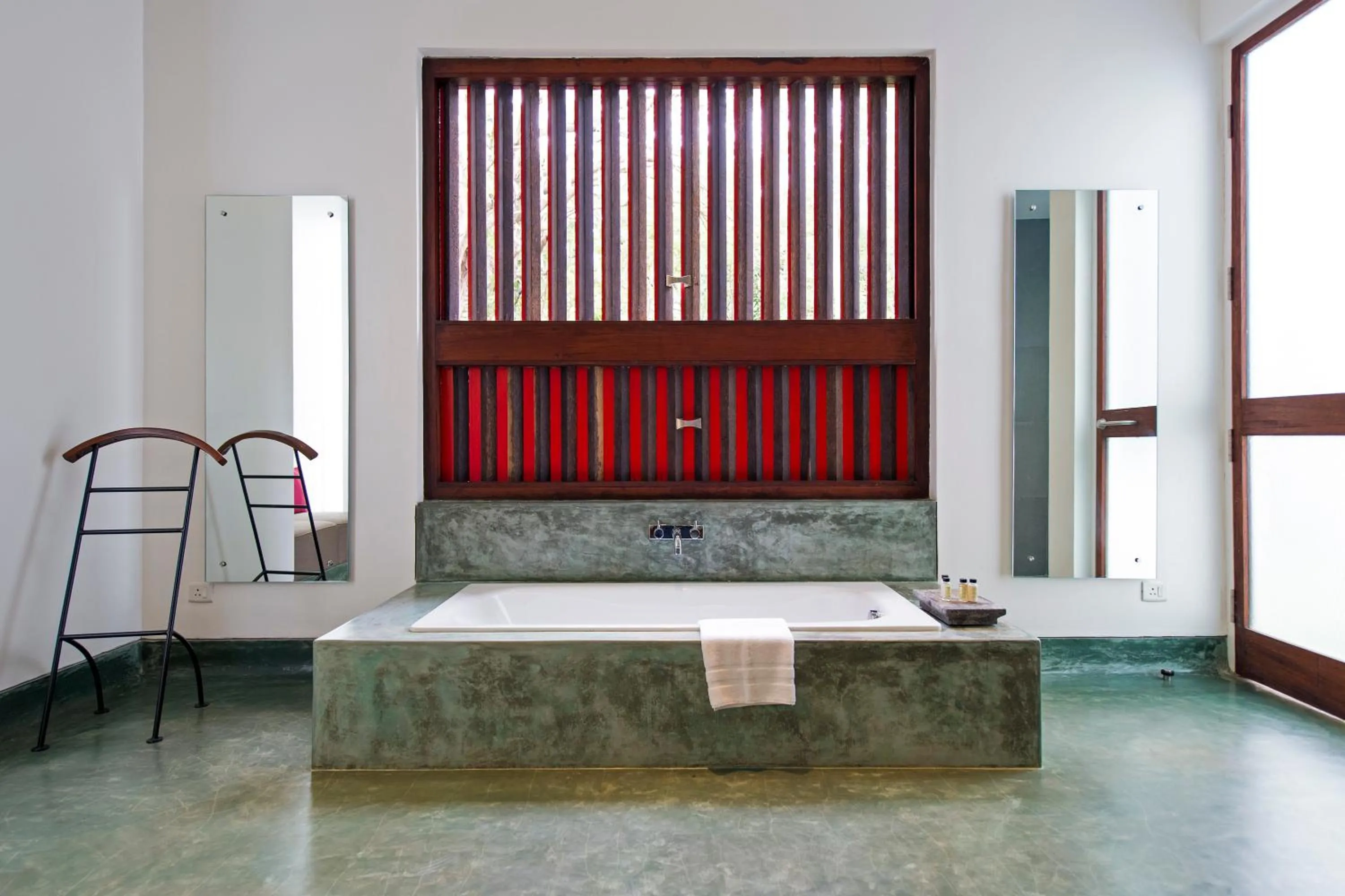 Bathroom, Bed in Purity at Lake Vembanad