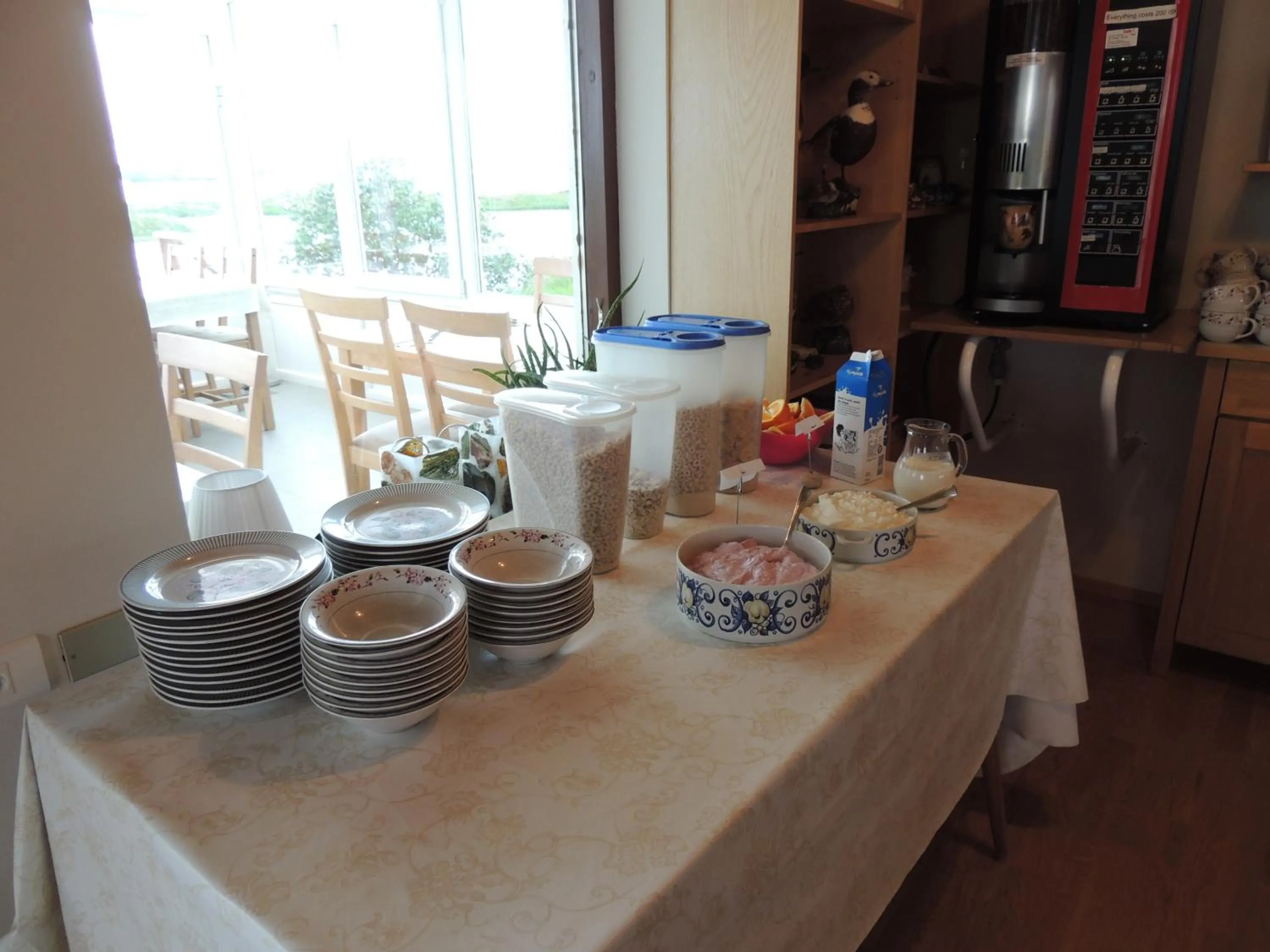 Food in Dimmuborgir Guesthouse