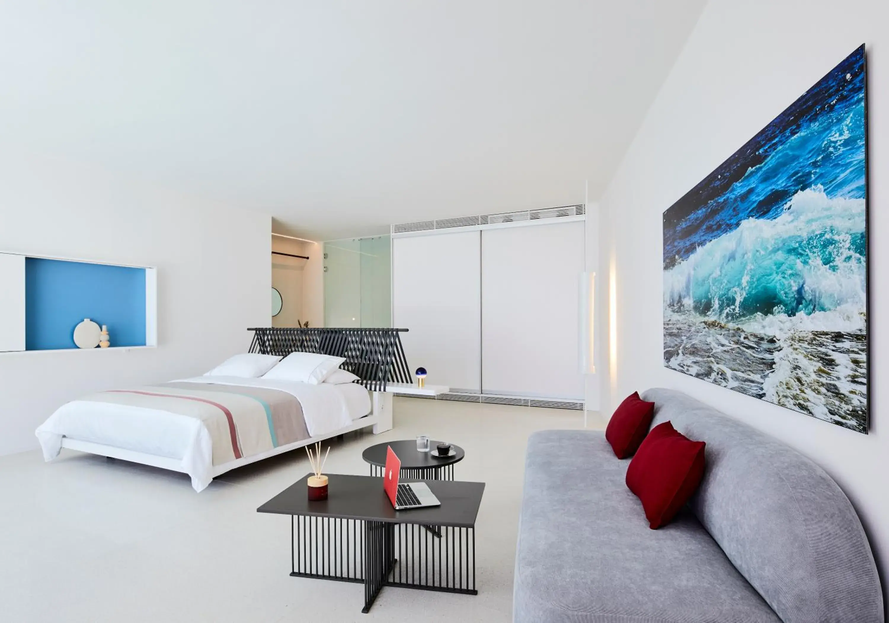 Bed in Alti Santorini Suites - Caldera View Bed in Alti Santorini Suites - Caldera View