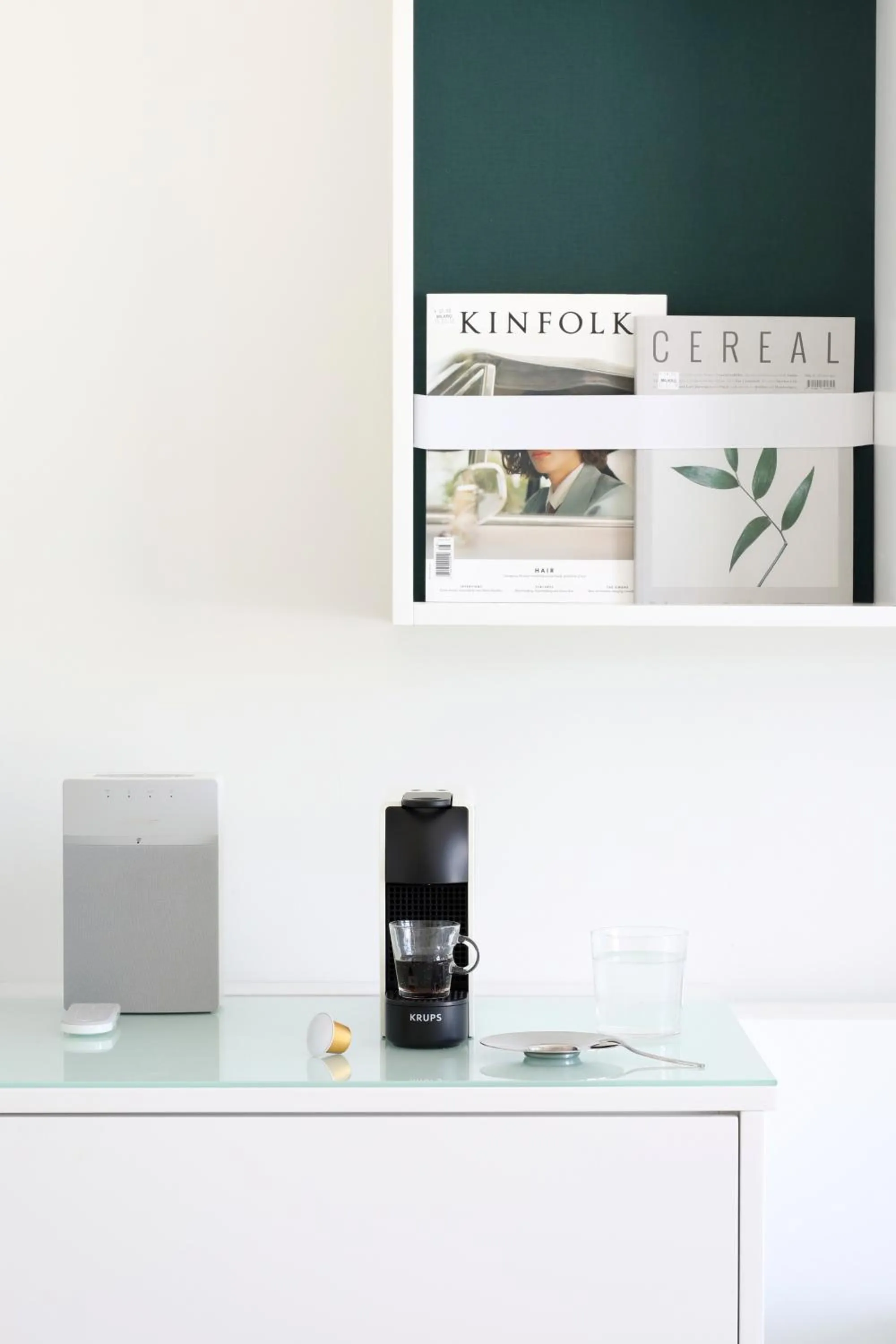 Coffee/tea facilities in Alti Santorini Suites - Caldera View