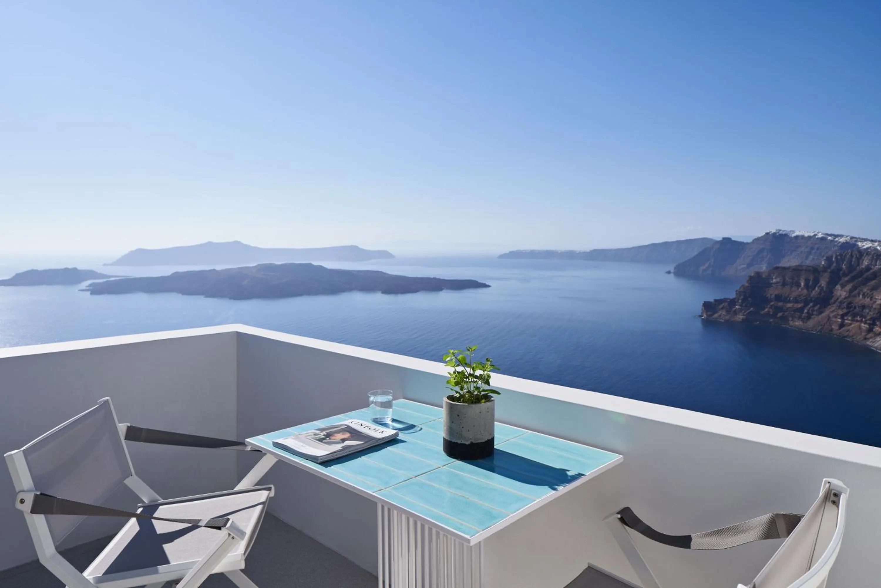 Hot Tub in Alti Santorini Suites - Caldera View