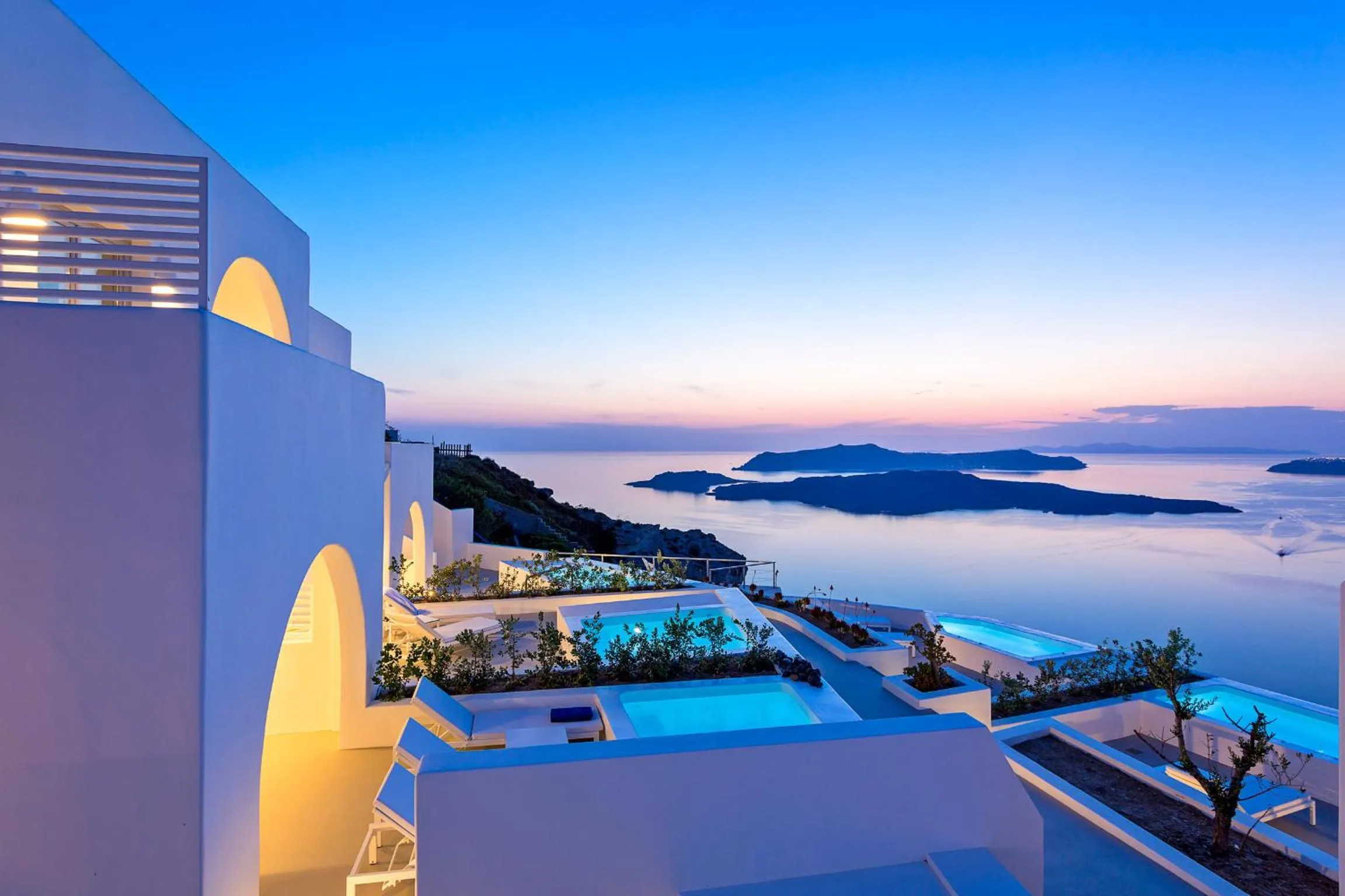 Facade/entrance in Alti Santorini Suites - Caldera View