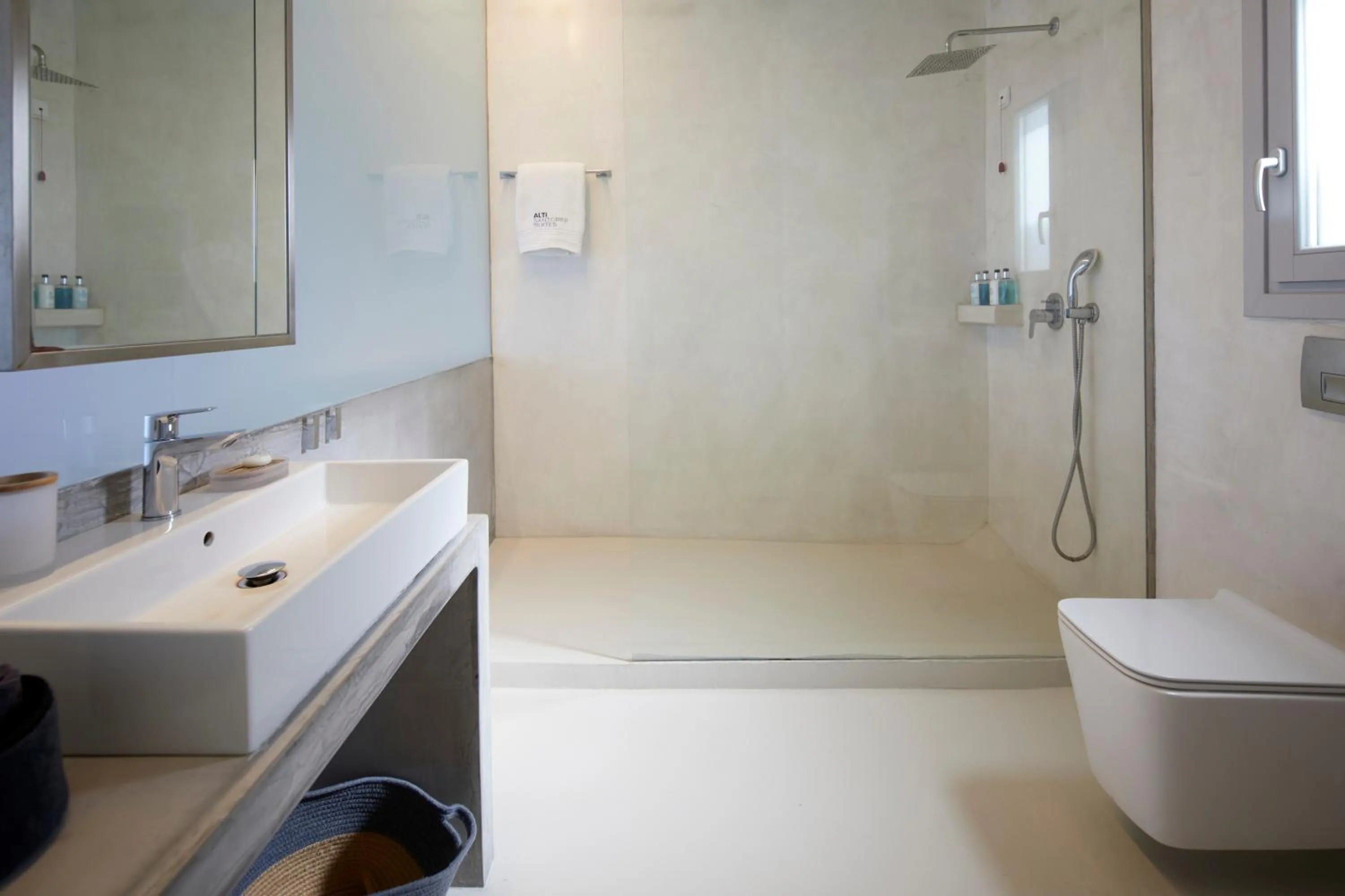 Shower in Alti Santorini Suites - Caldera View