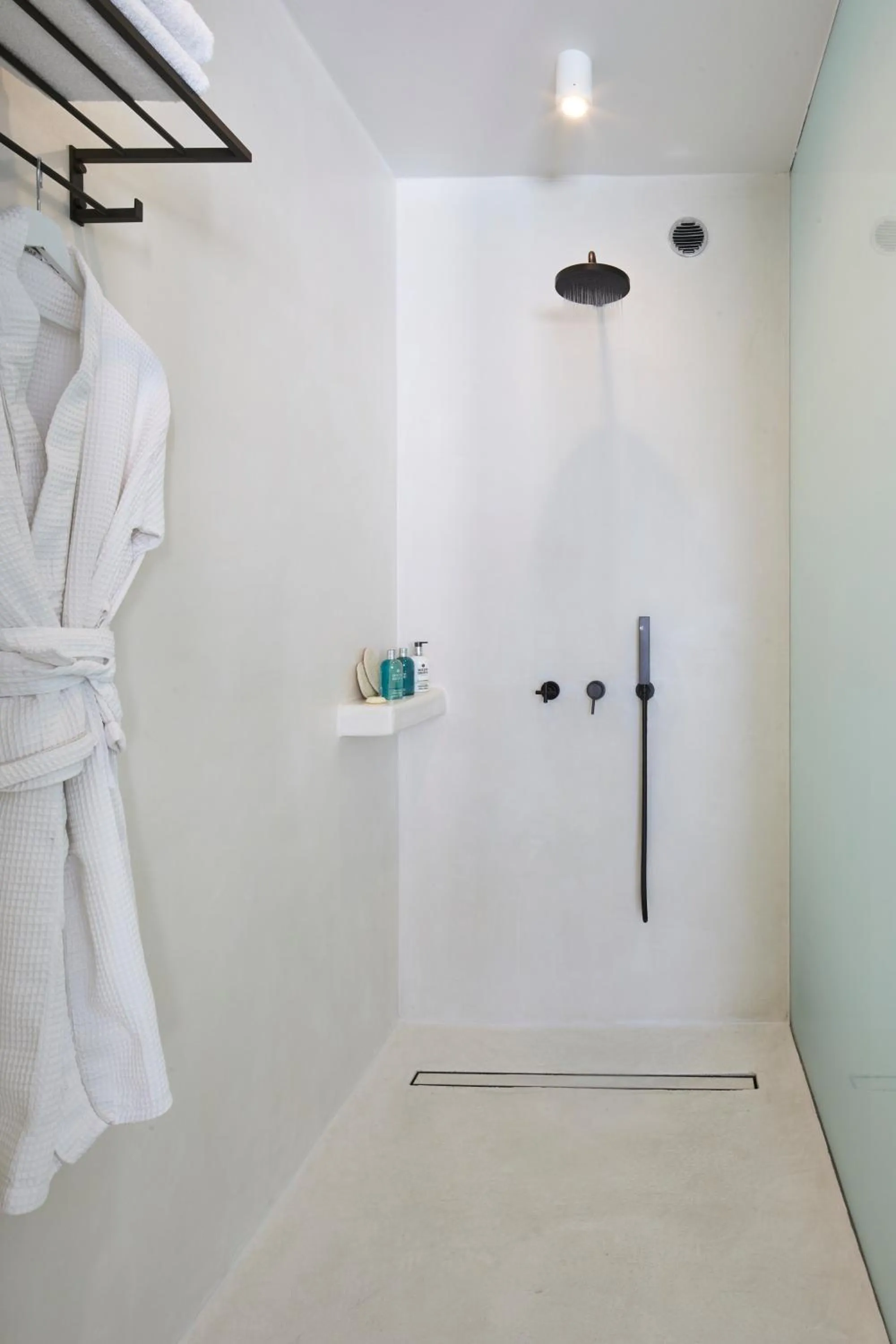 Shower in Alti Santorini Suites - Caldera View