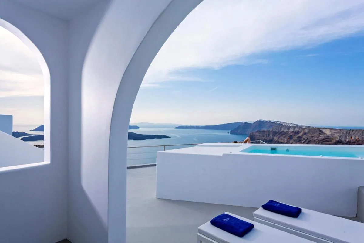 Alti Santorini Suites - Caldera View