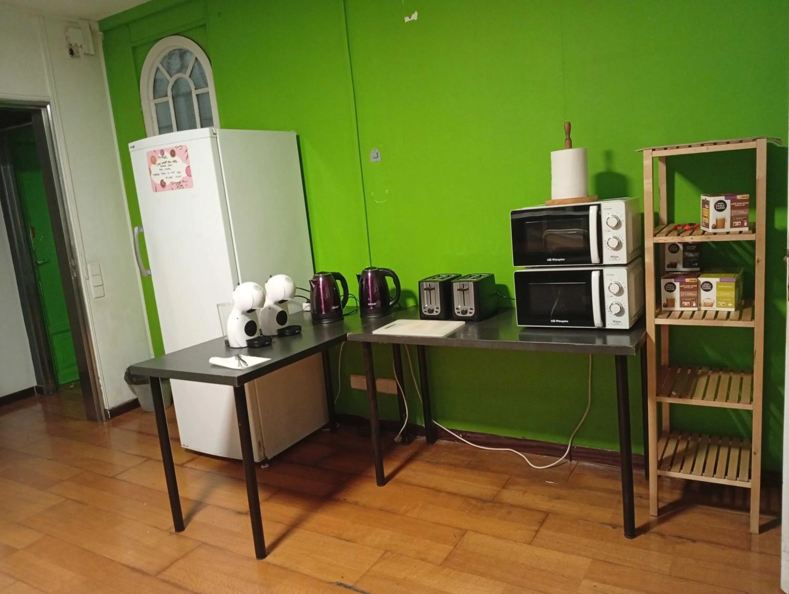 Diagonal House Hostel