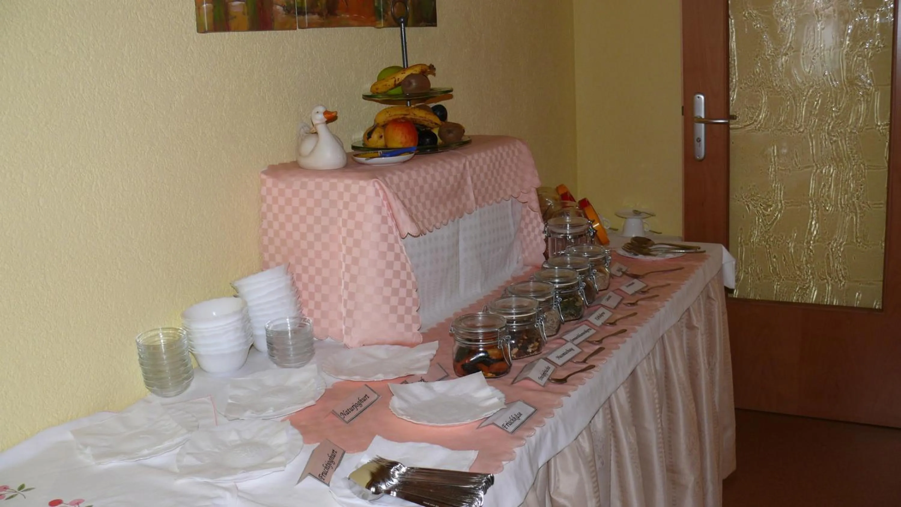 Restaurant/places to eat in Pension Kreisel