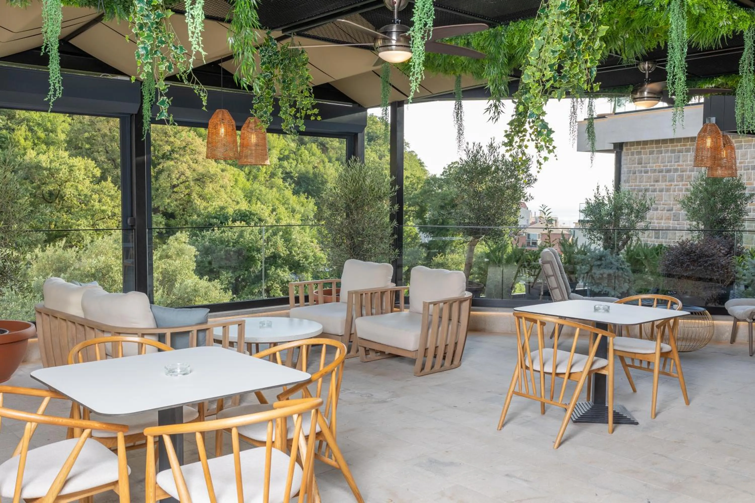 Lounge or bar in Regent Resort Budva