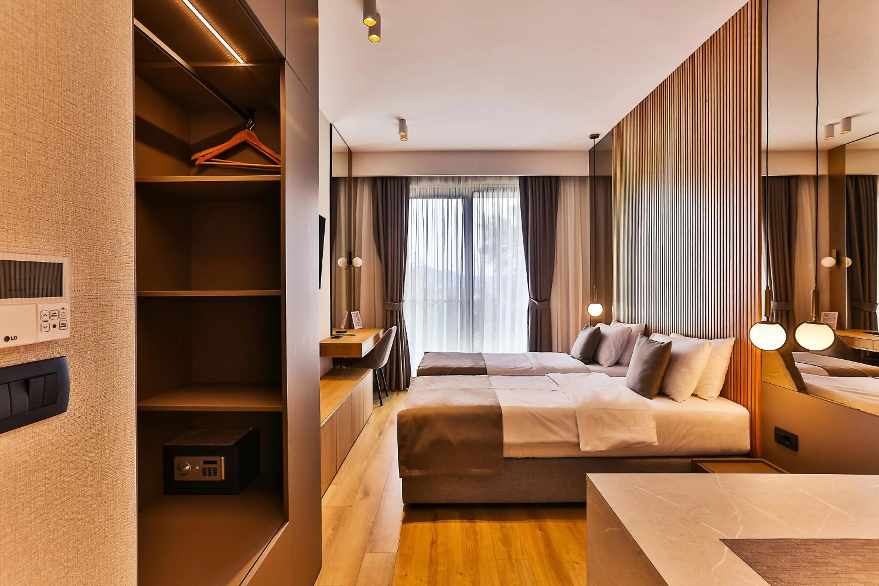 Bed in Regent Resort Budva