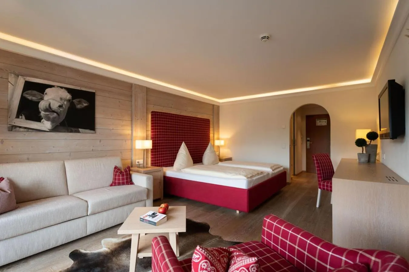 Photo of the whole room, Bed in Hotel Gasthof Alte Post Holzkirchen