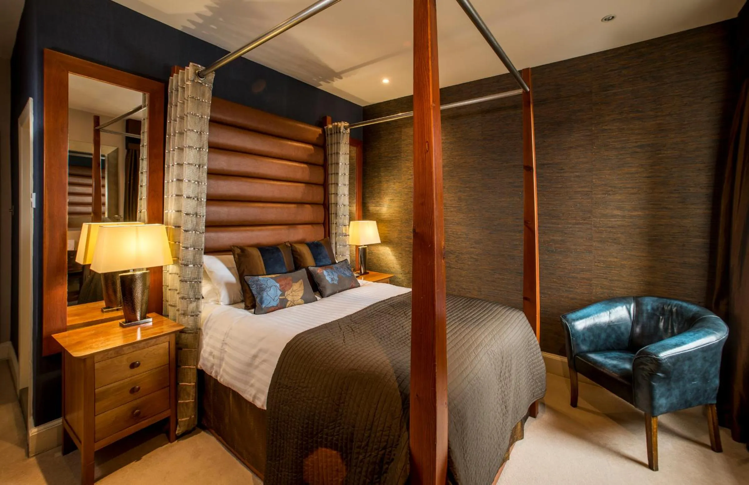 Bedroom, Bed in Heathmount Hotel