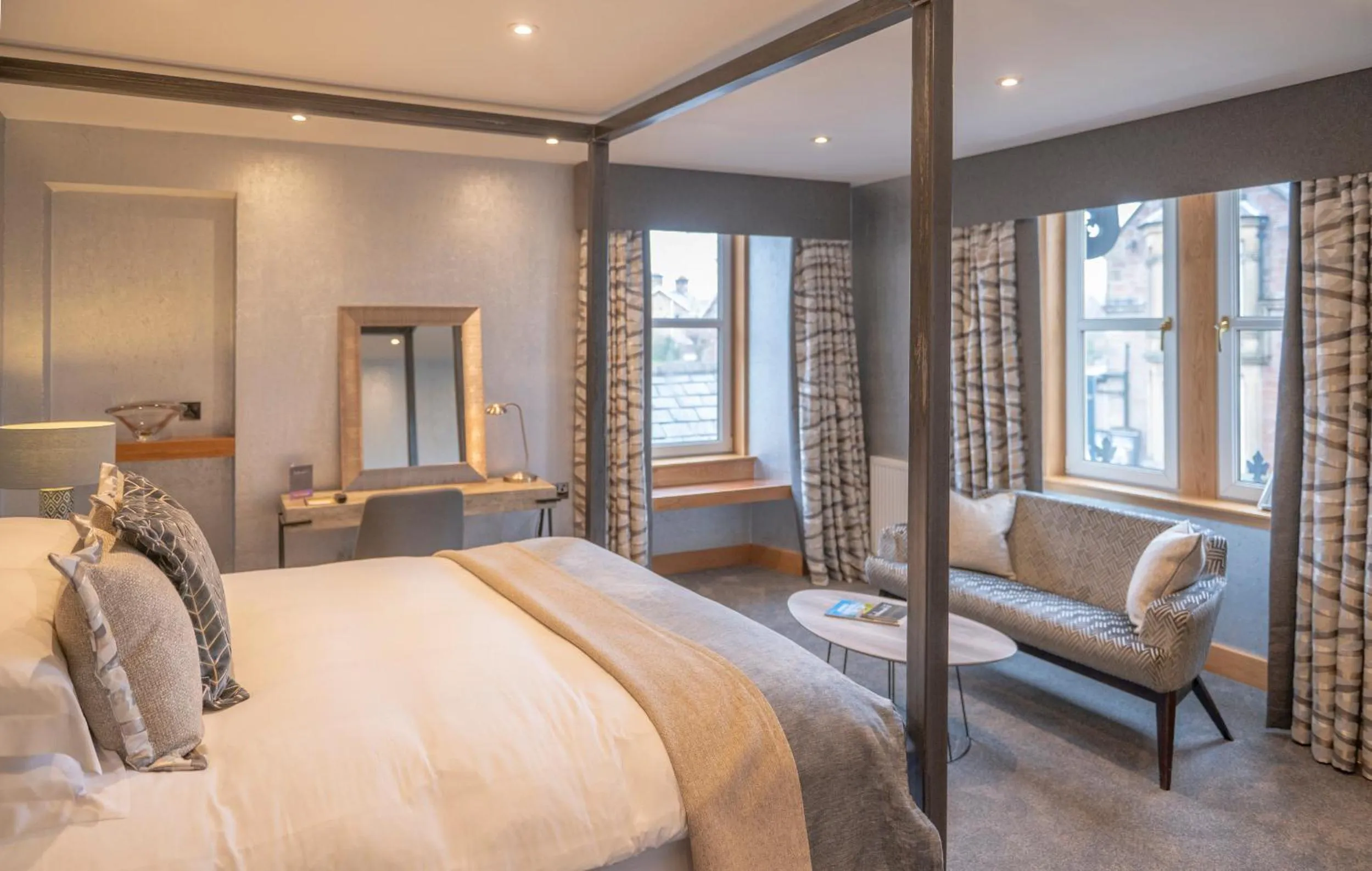 Bedroom, Bed in Heathmount Hotel