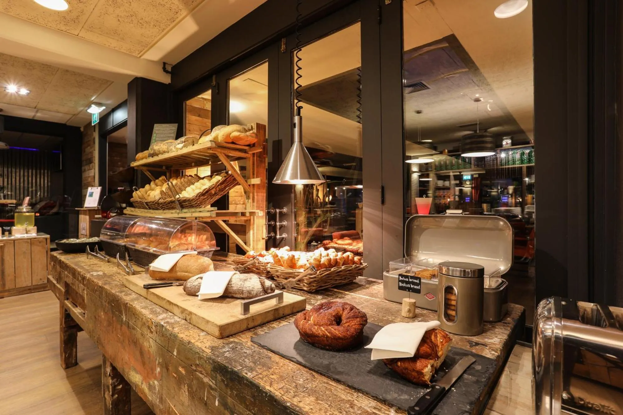 Buffet breakfast in Strandhotel Westduin