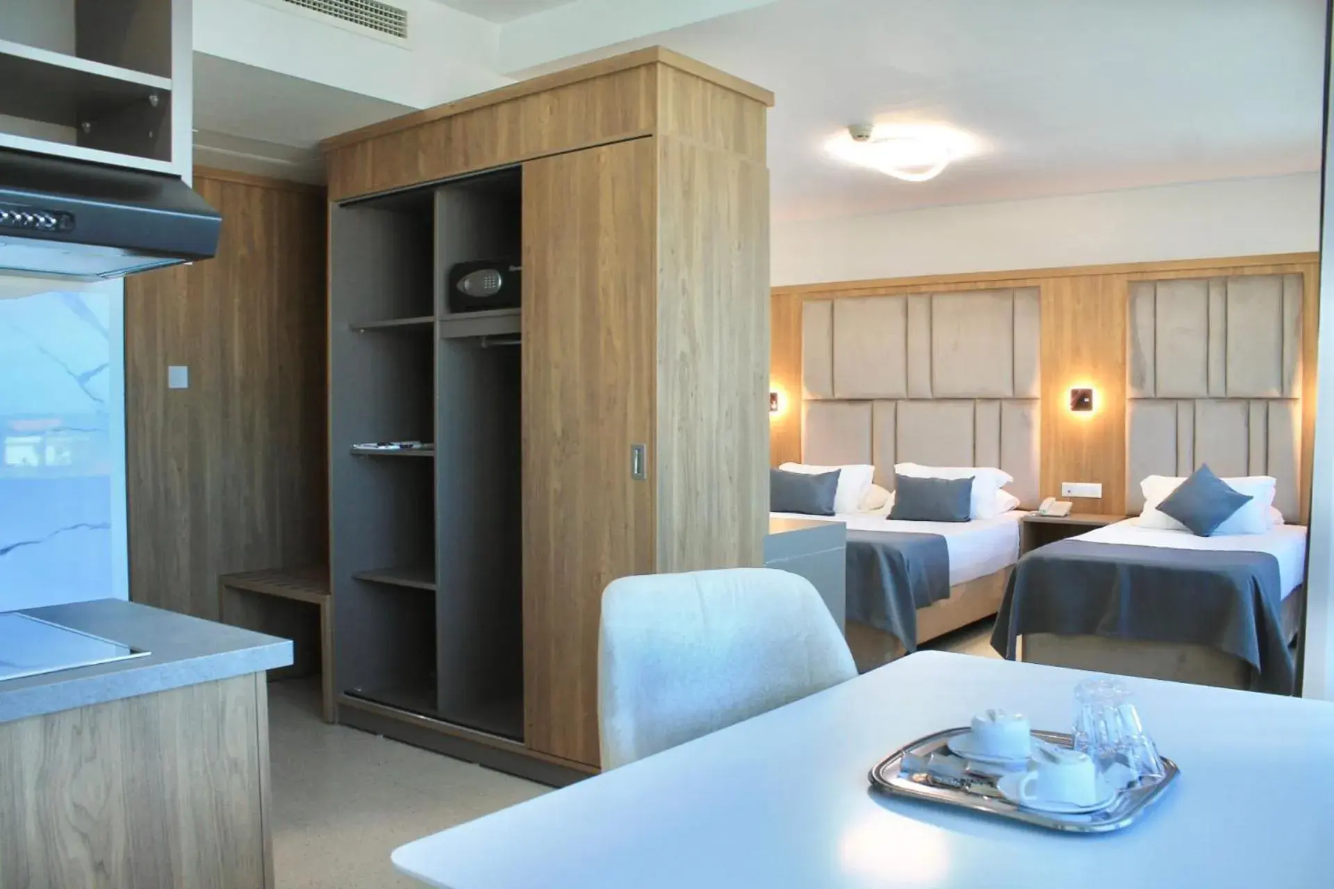 Bed in PALACE APPART HOTEL Bed in PALACE APPART HOTEL