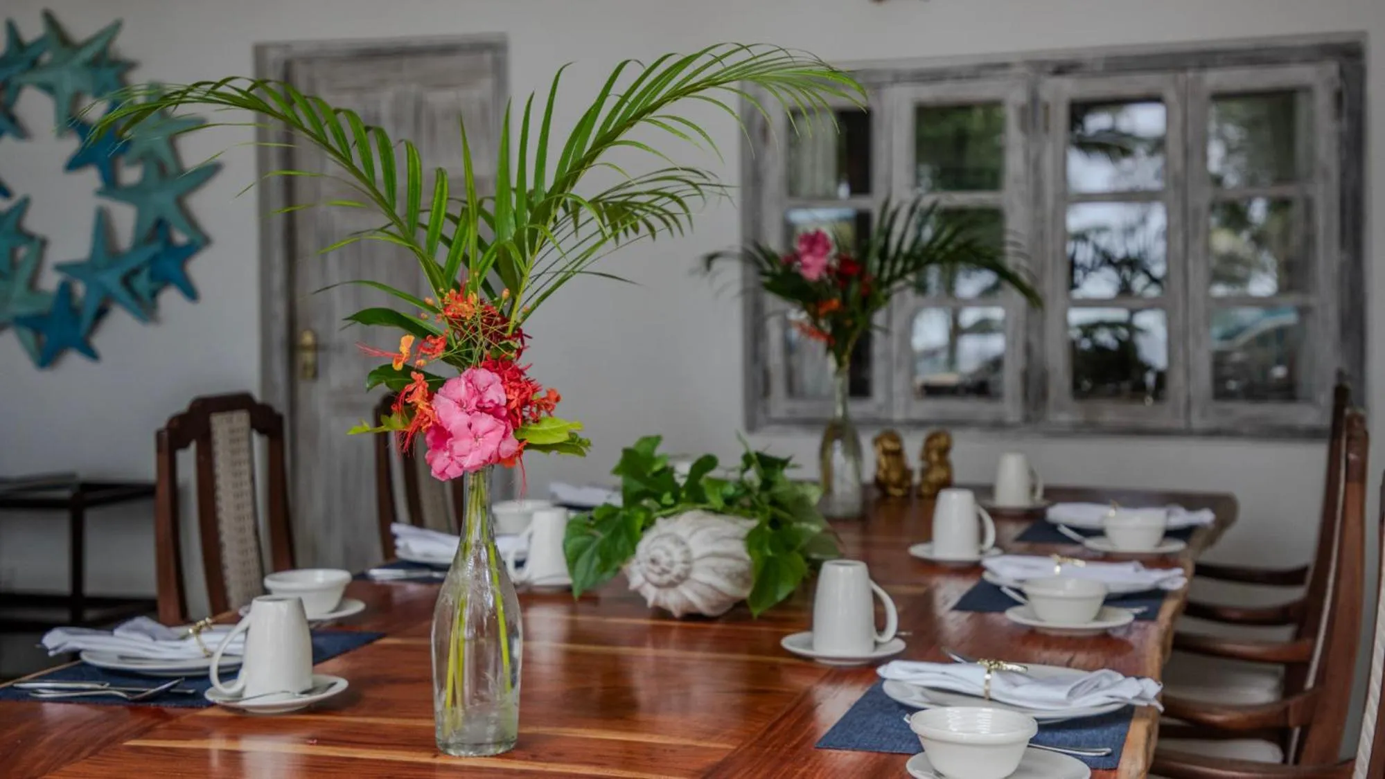 Dining area in Nomad Beach Resort