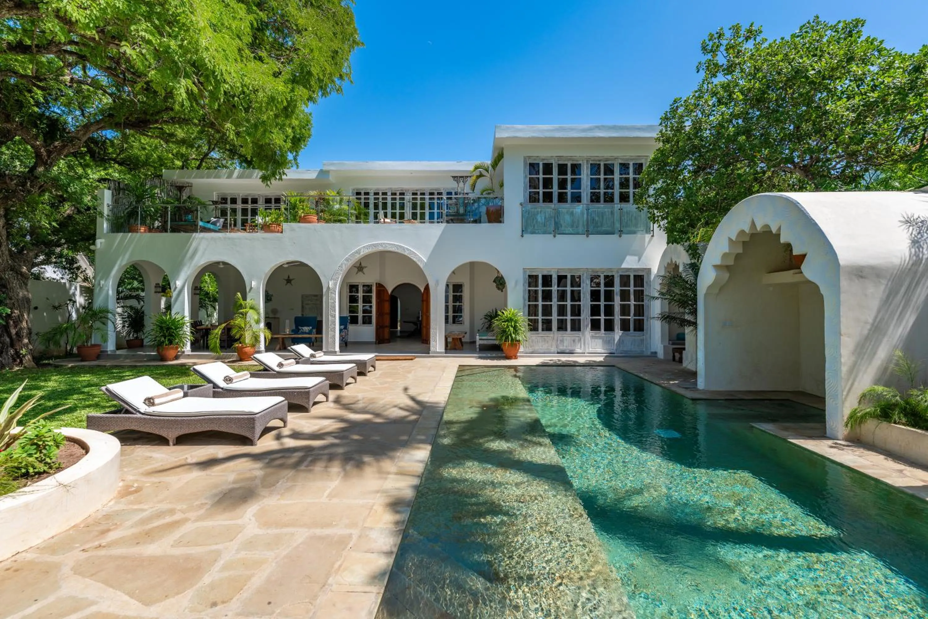 Property building in Nomad Beach Resort