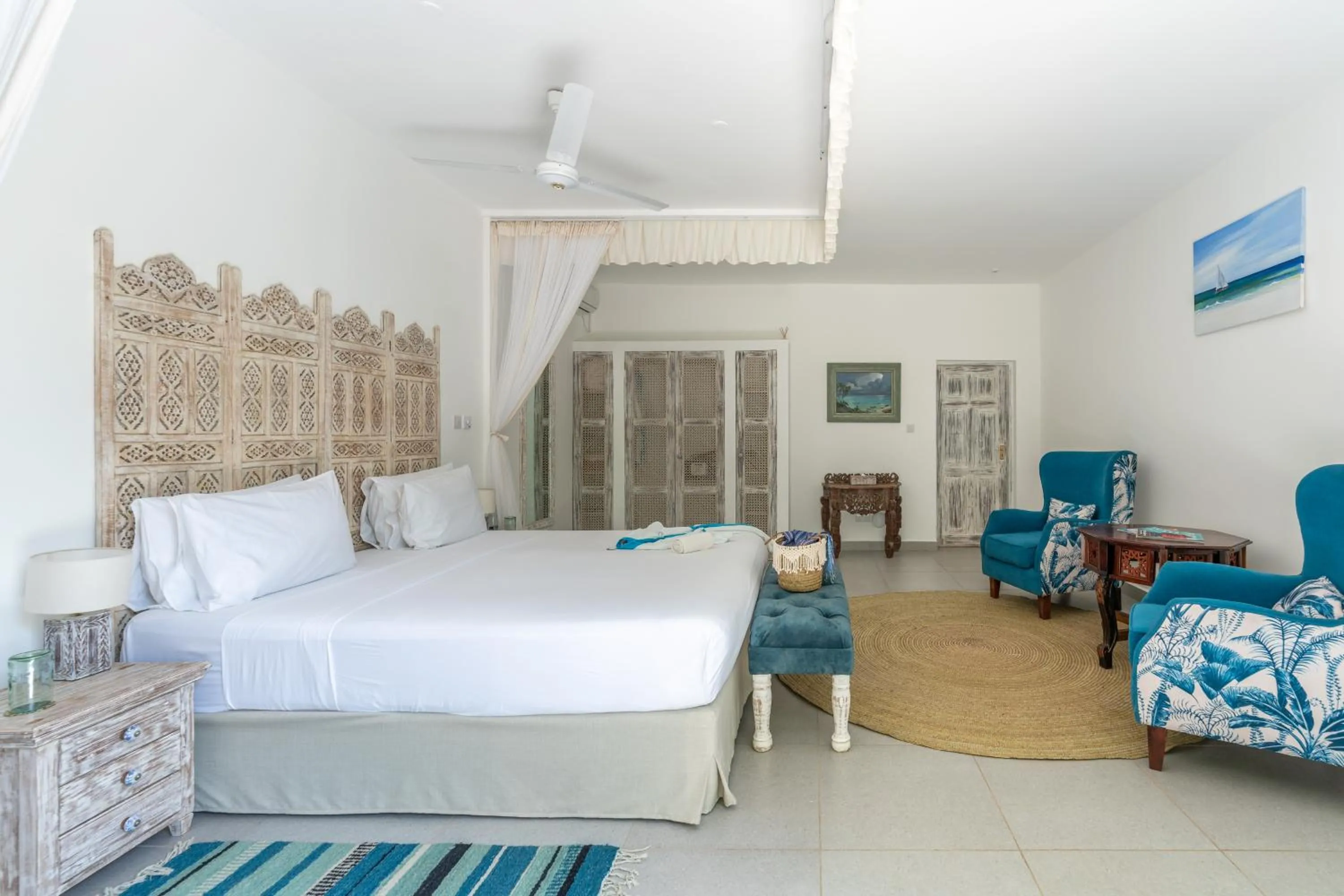 Bedroom, Bed in Nomad Beach Resort