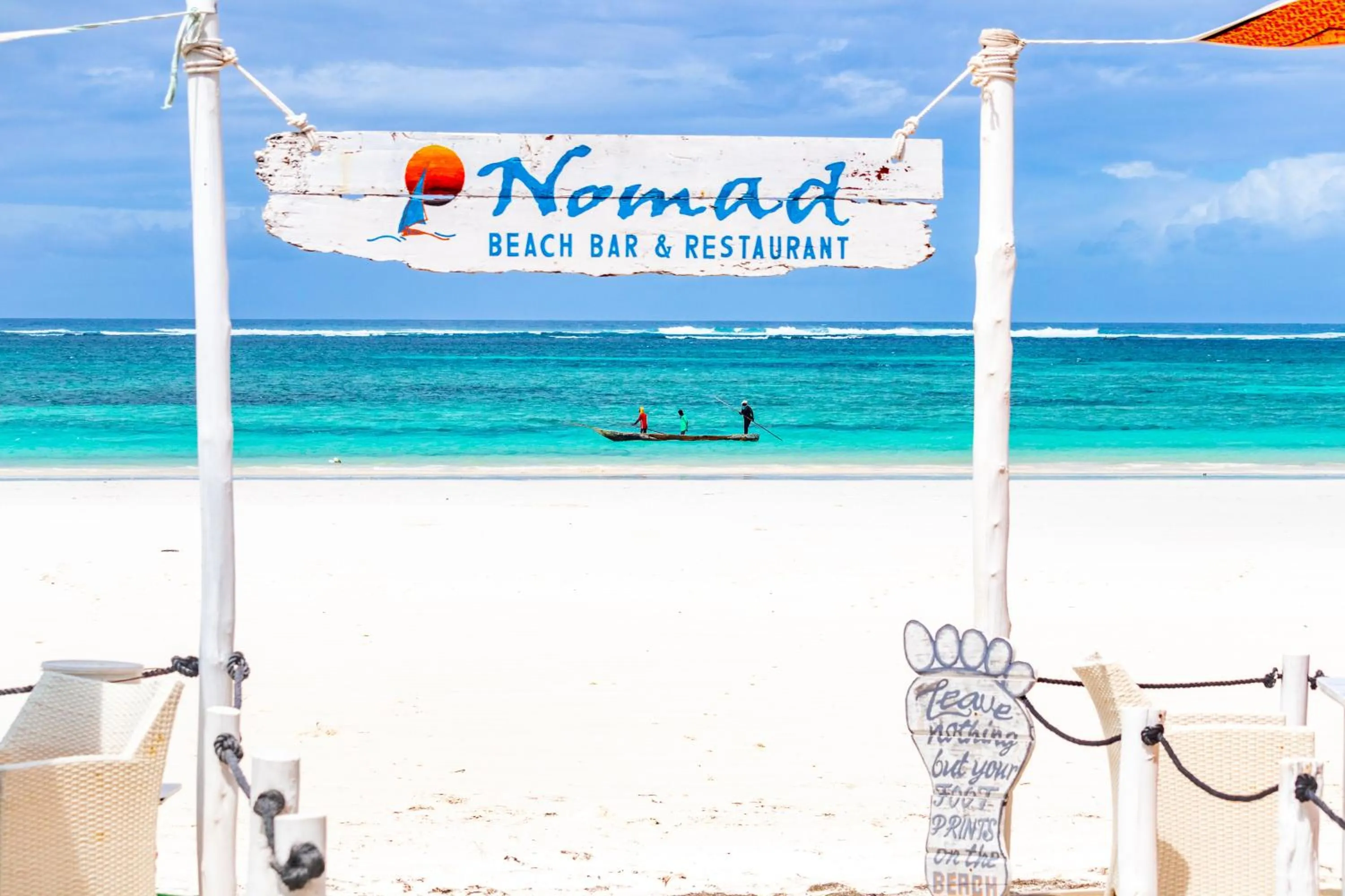 Restaurant/places to eat in Nomad Beach Resort