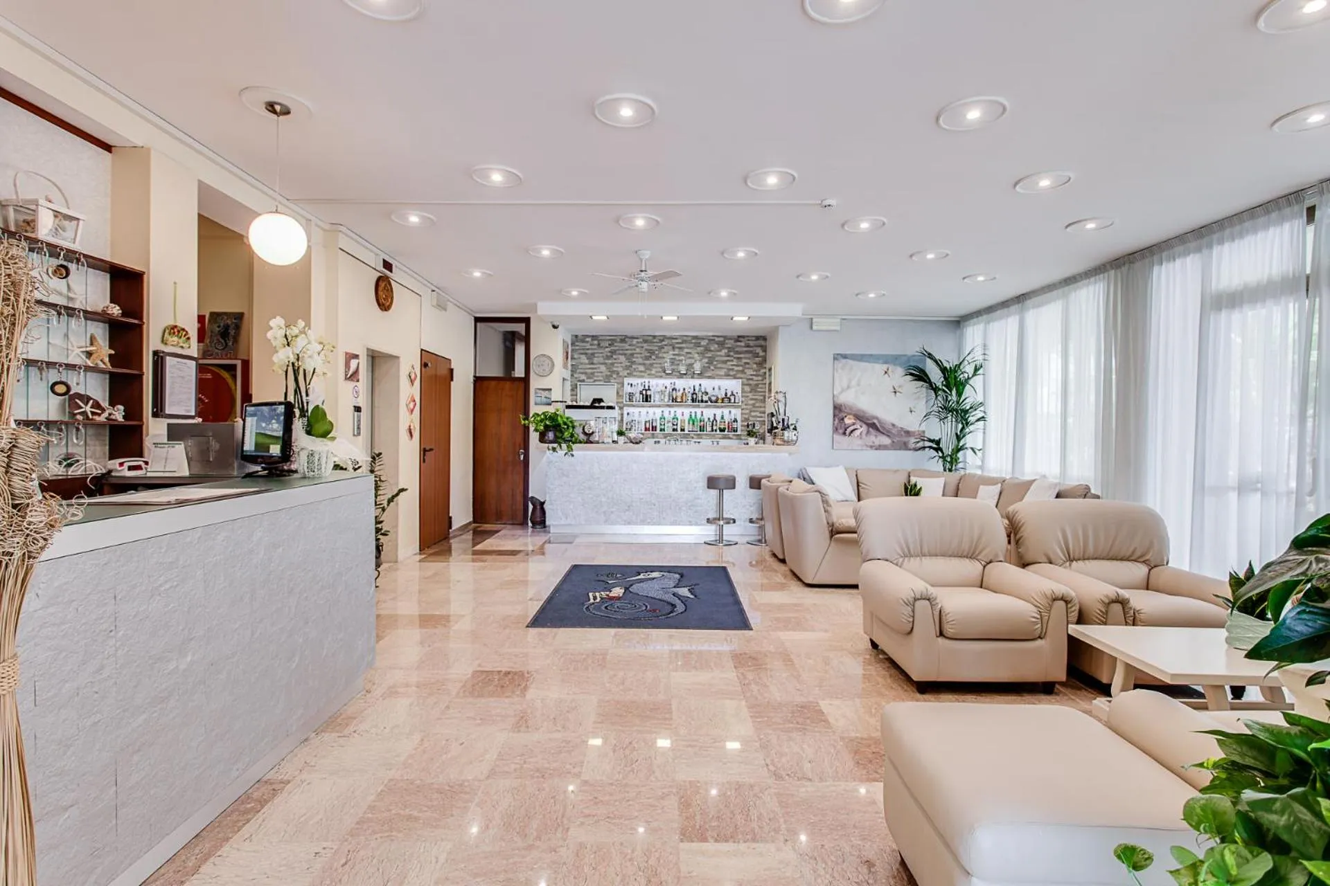 Lobby or reception in Hotel Silver