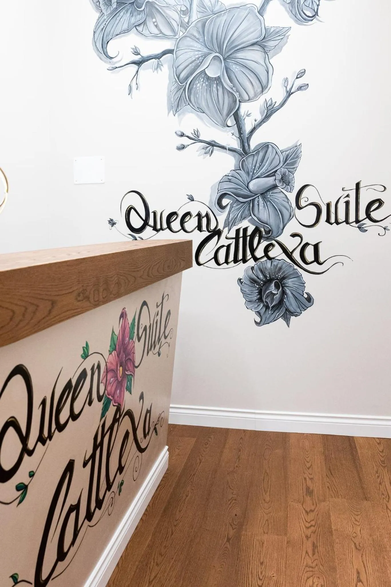Queen Cattleya Suite