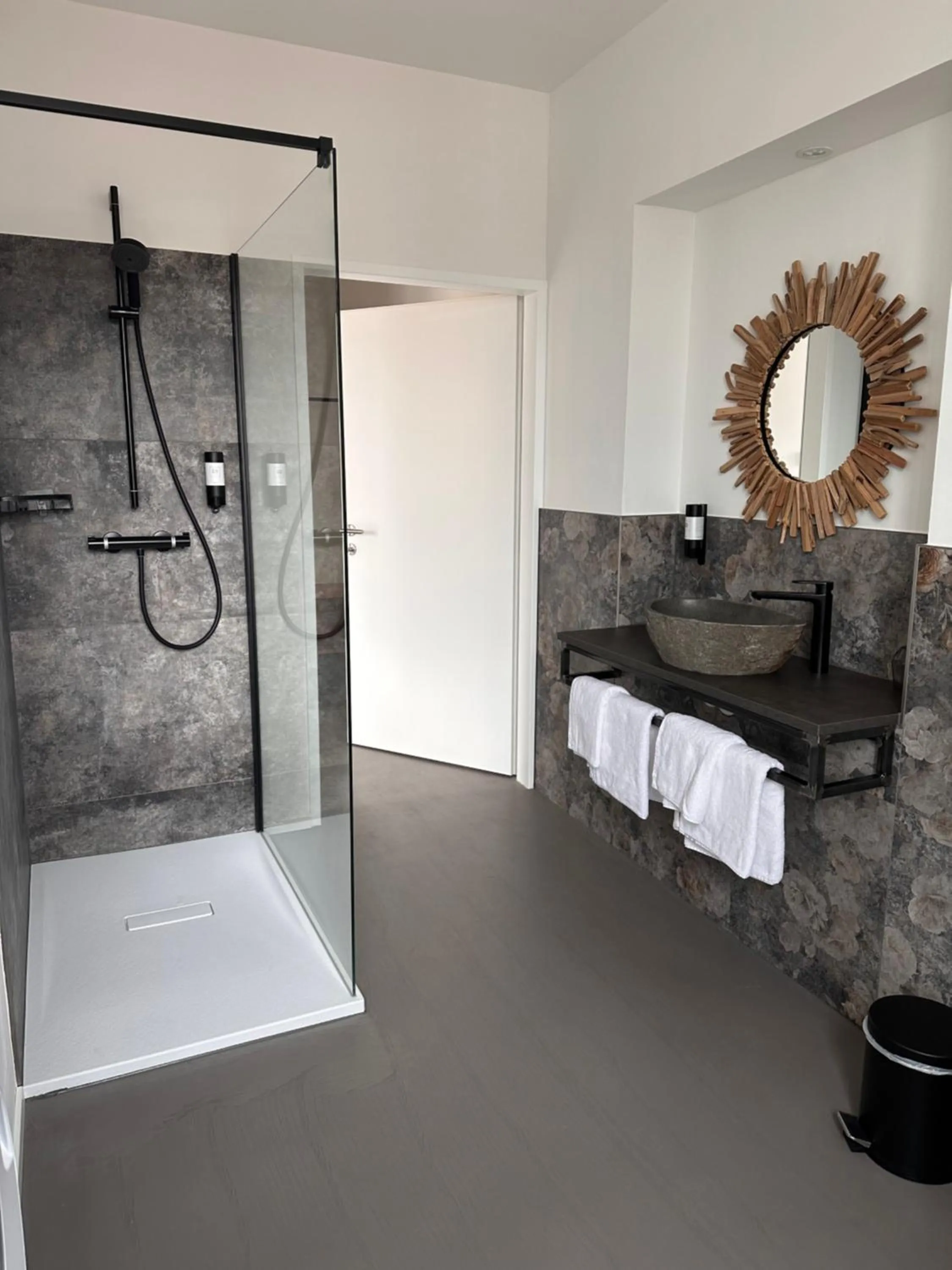 Shower in Rilke Apartments