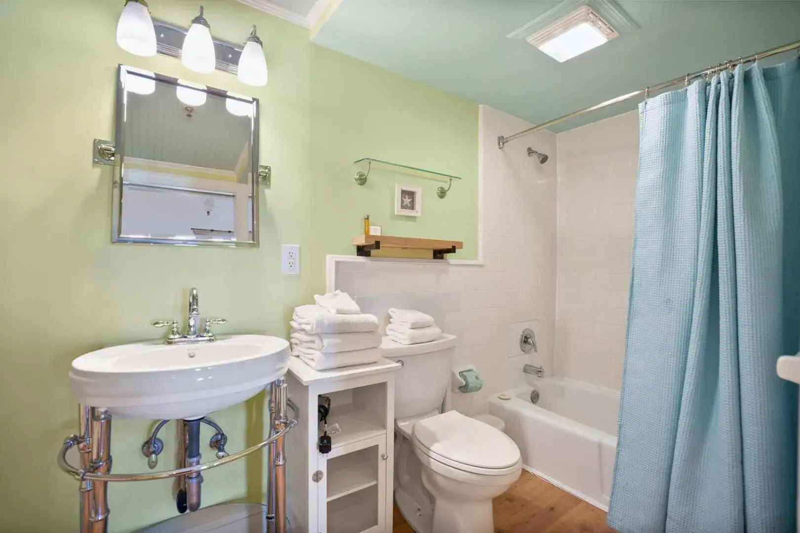 521 Sunsuite 521 Sunsuite