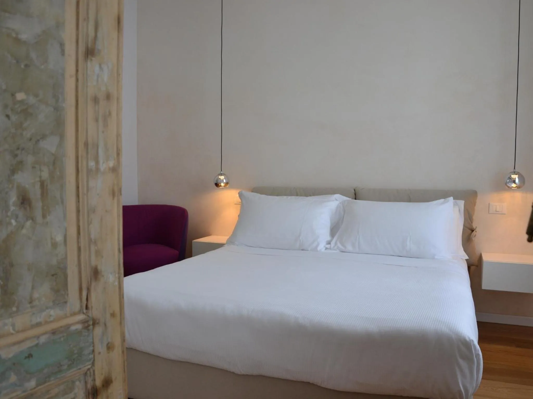 Photo of the whole room, Bed in Piazza Vittorio Suites