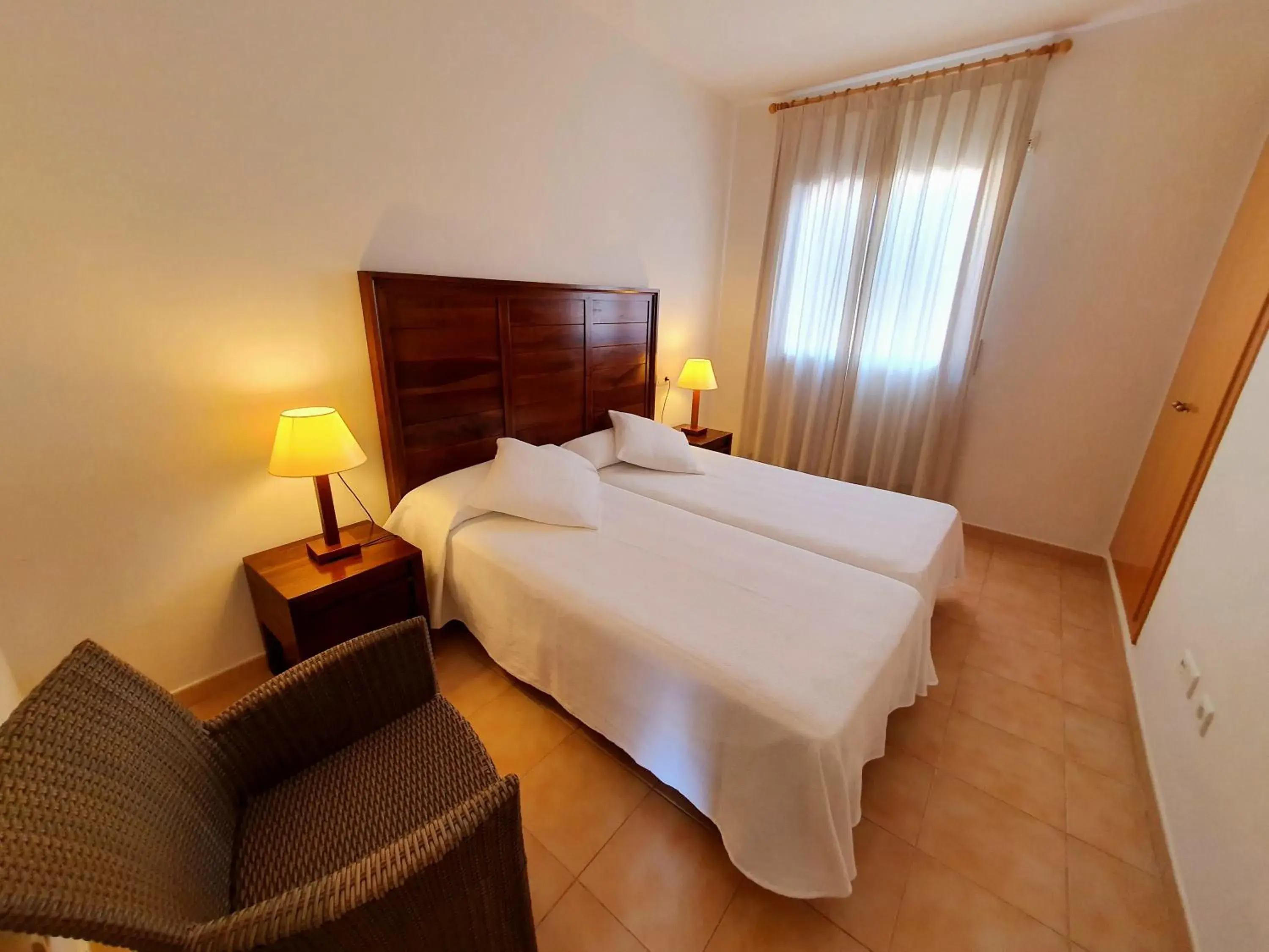 Two-Bedroom Apartment in Apartaments Las Dunas Two-Bedroom Apartment in Apartaments Las Dunas