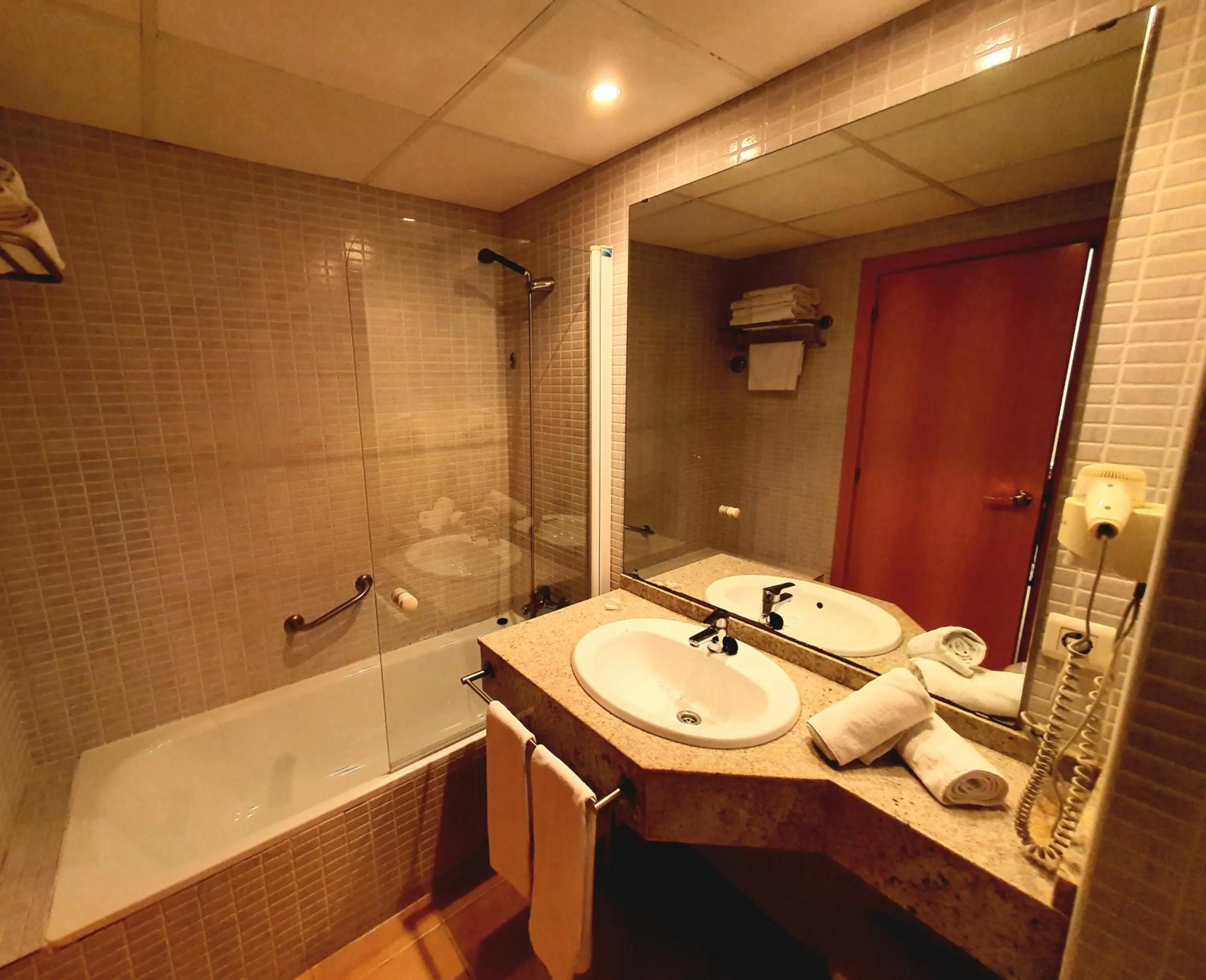 Bathroom in Apartaments Las Dunas