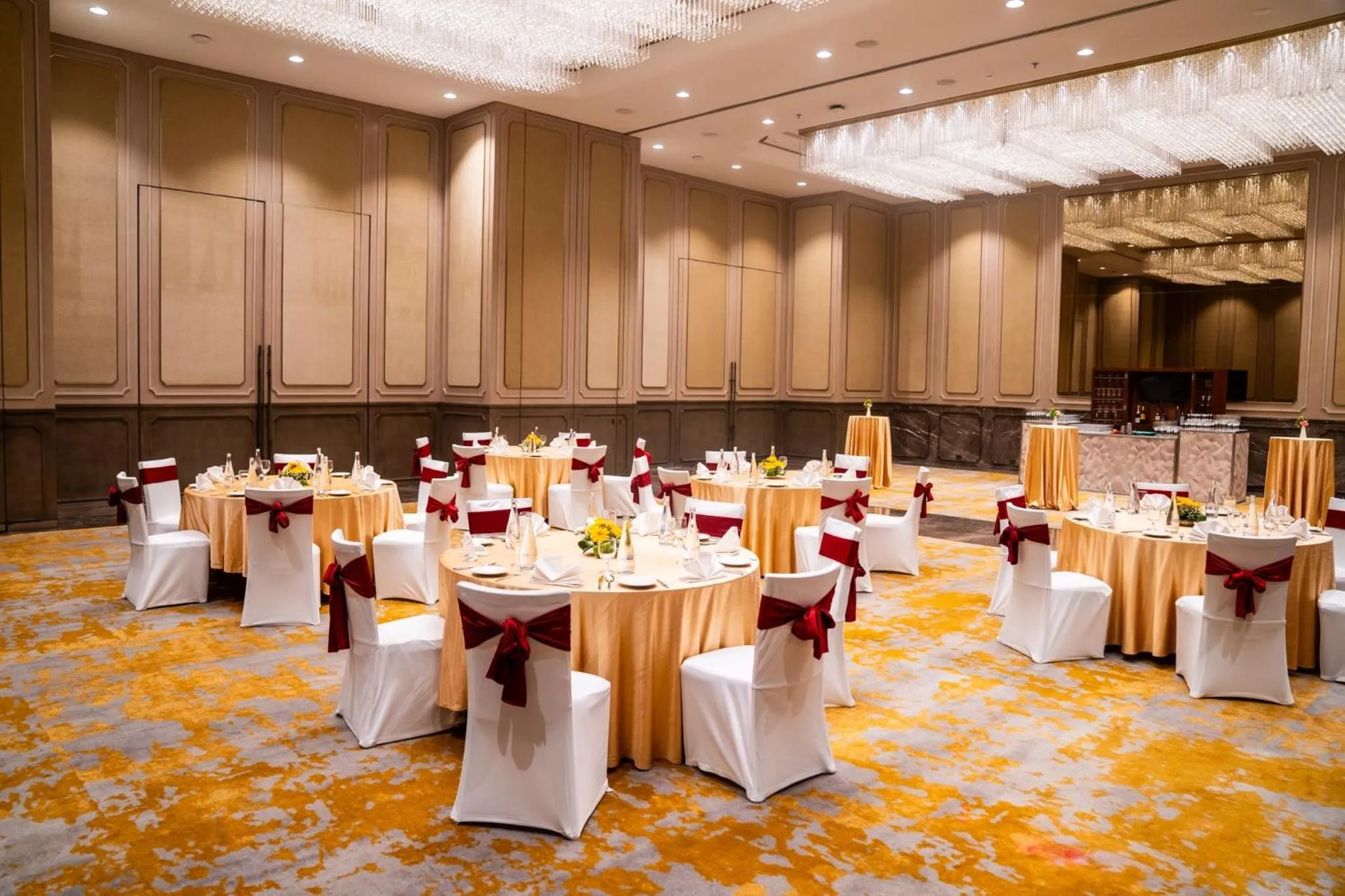 Banquet/Function facilities in Novotel Kolkata Hotel and Residences