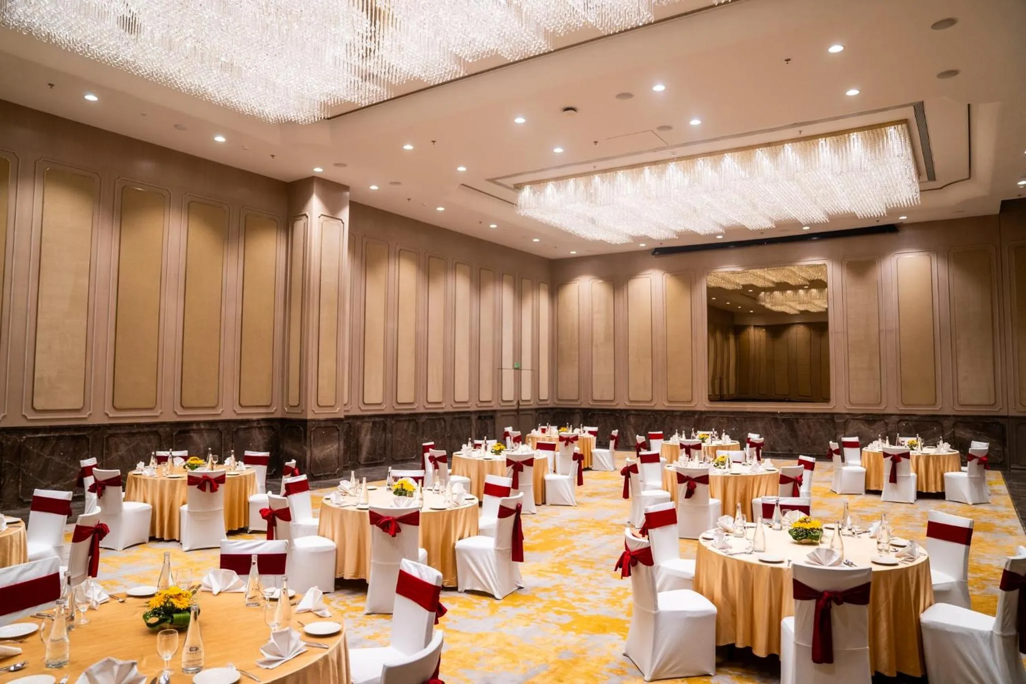 Banquet/Function facilities in Novotel Kolkata Hotel and Residences