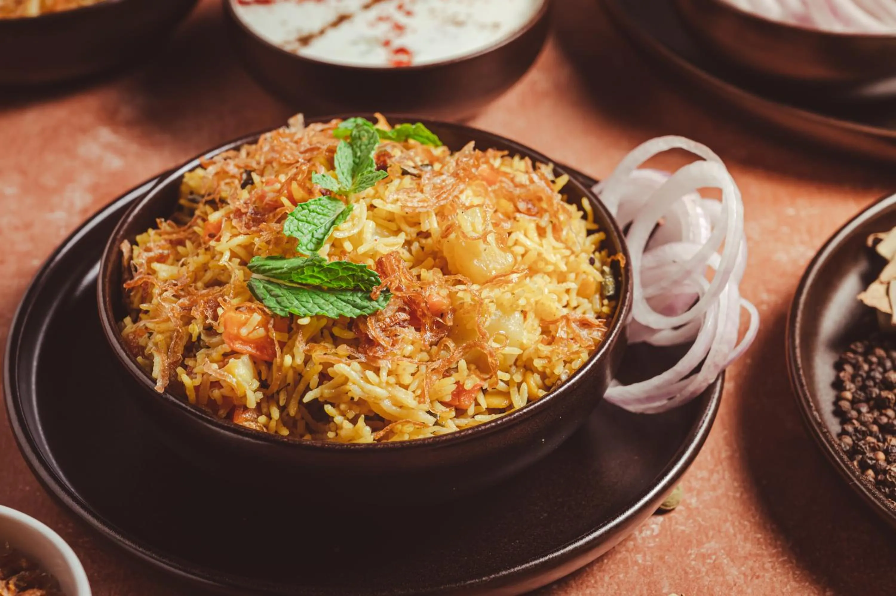 Restaurant/places to eat in Novotel Kolkata Hotel and Residences