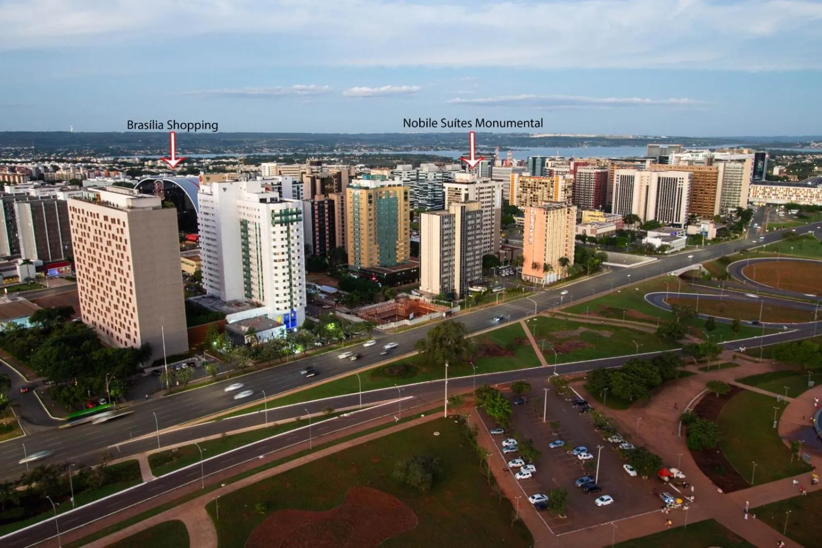 Location in Apartamento, Nobile Suítes Monumental , localização e conforto