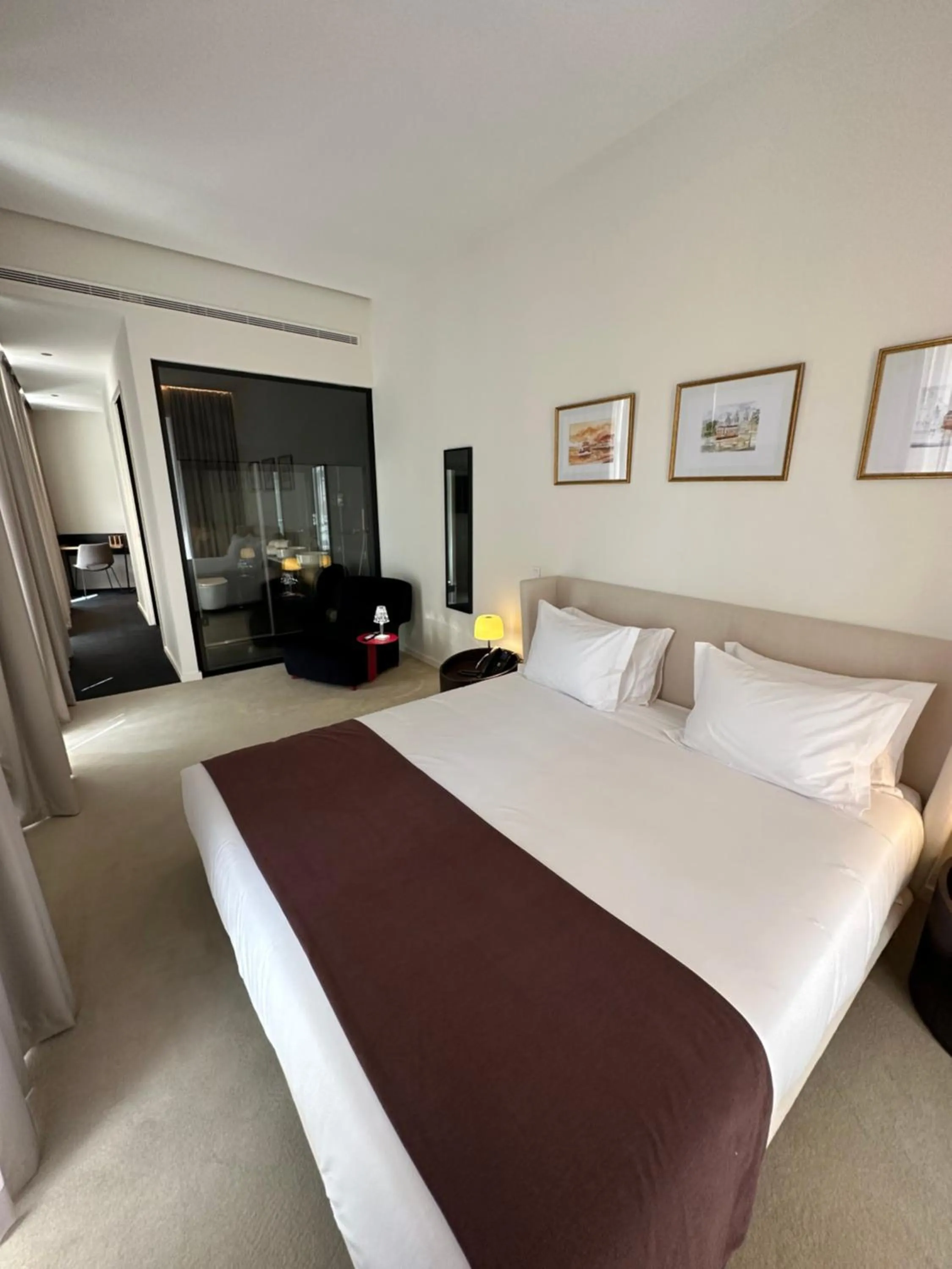 Bed in Golden Lisbon Hotel