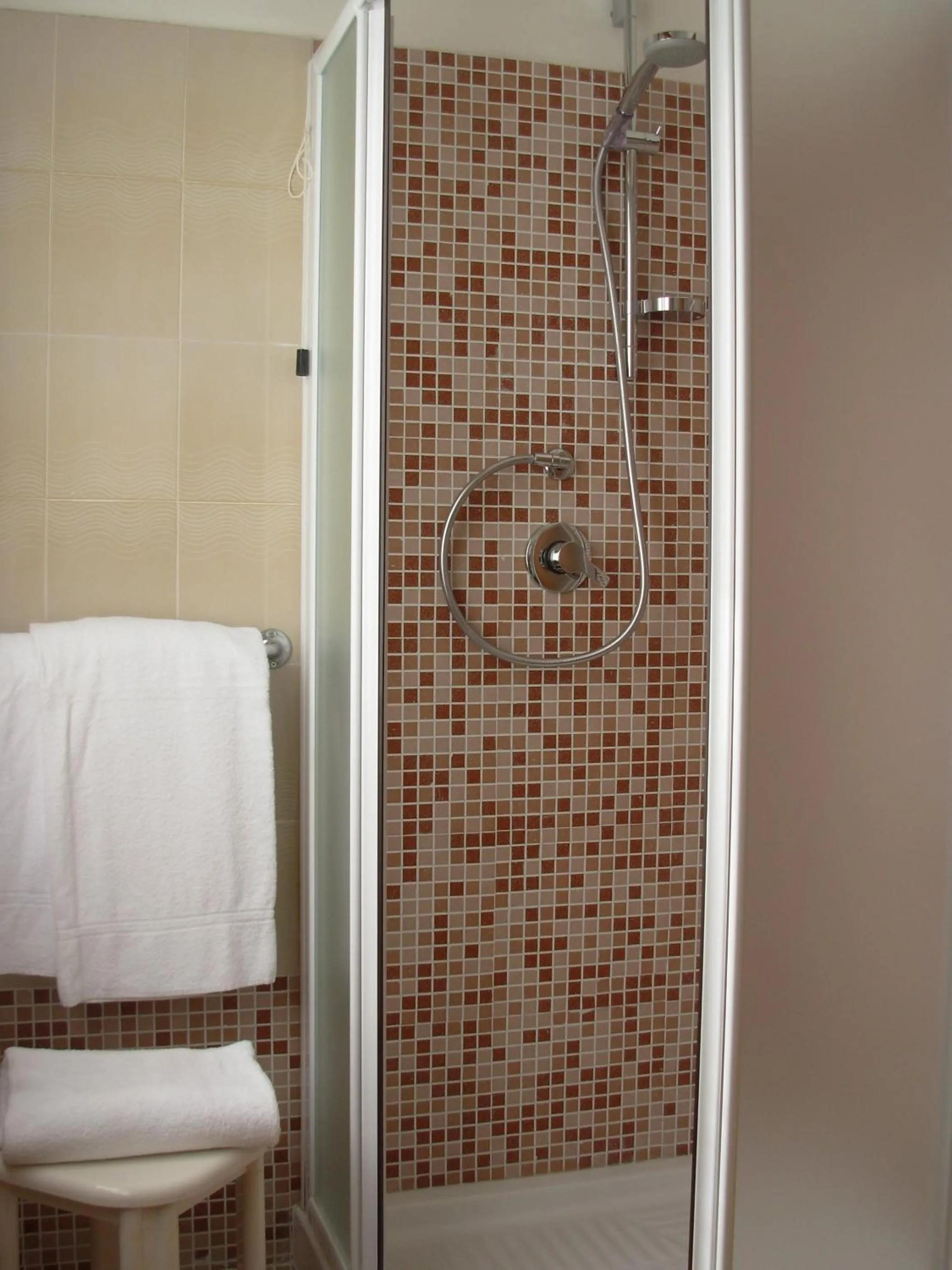 Bathroom in Hotel Saturno