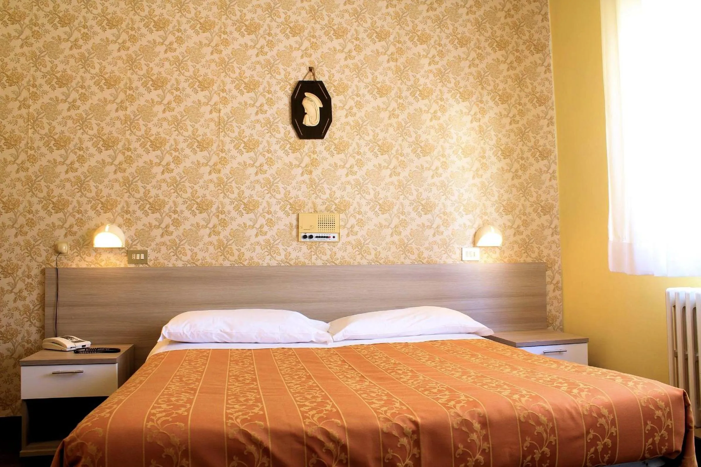 Bed in Hotel Saturno