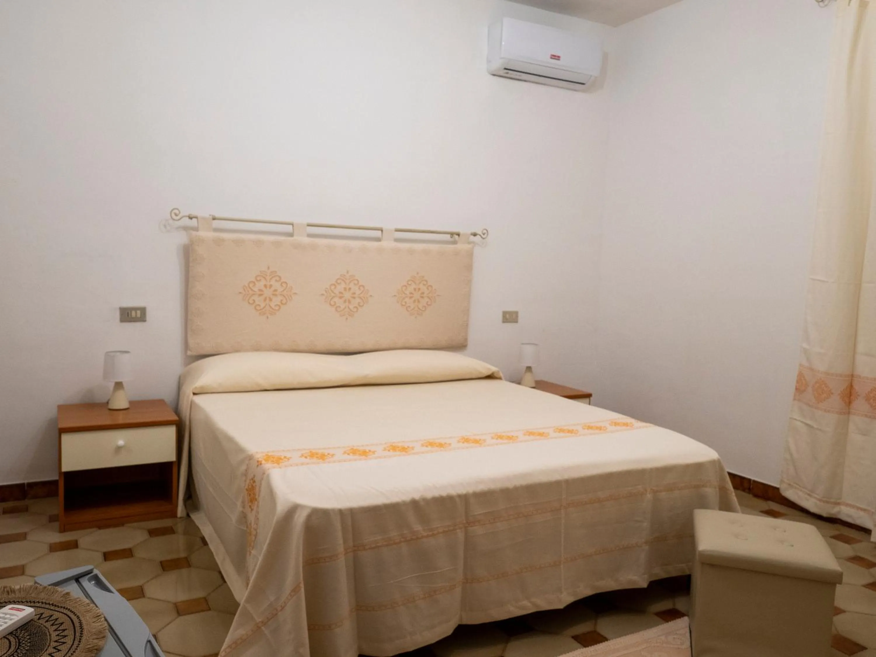 Bed in B&B Da Laura San Teodoro