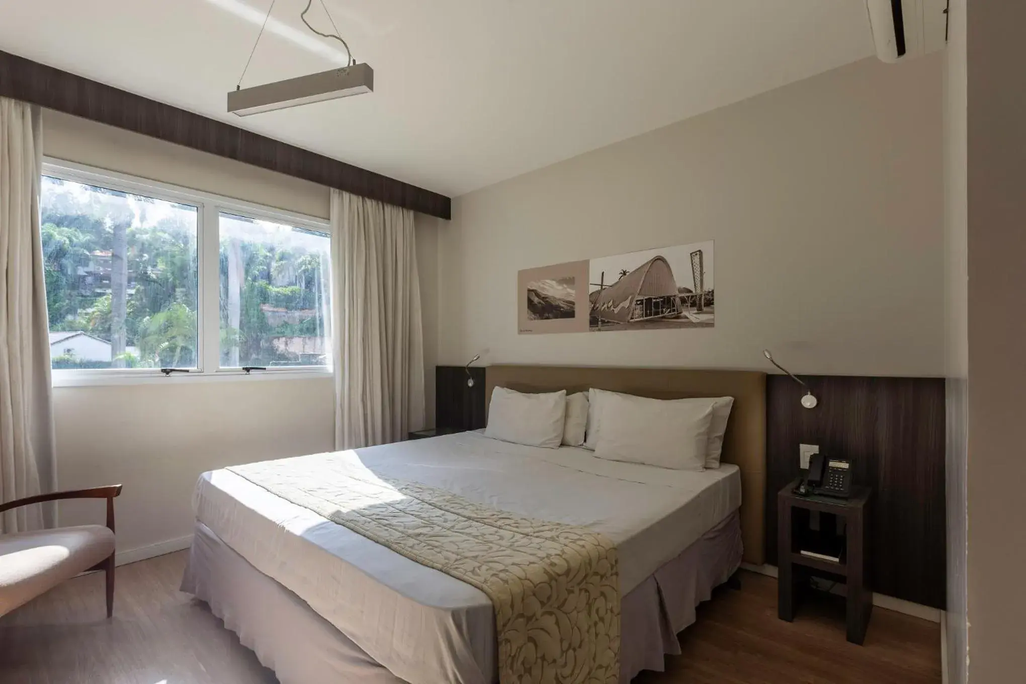 Decorative detail, Bed in CHA Pampulha Design Hotel Decorative detail, Bed in CHA Pampulha Design Hotel