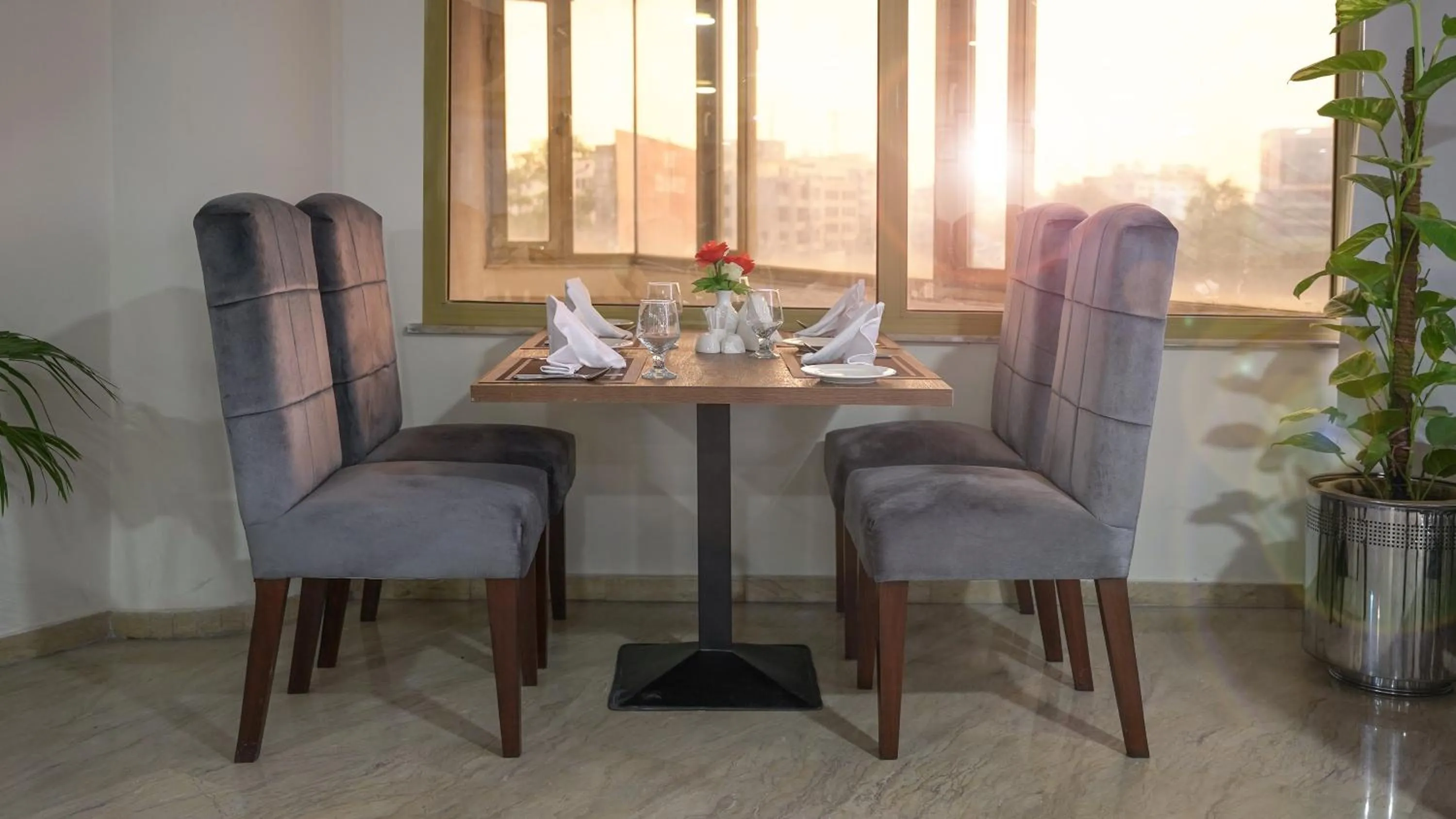 Dining area in Faletti's Express- Shimla Hill