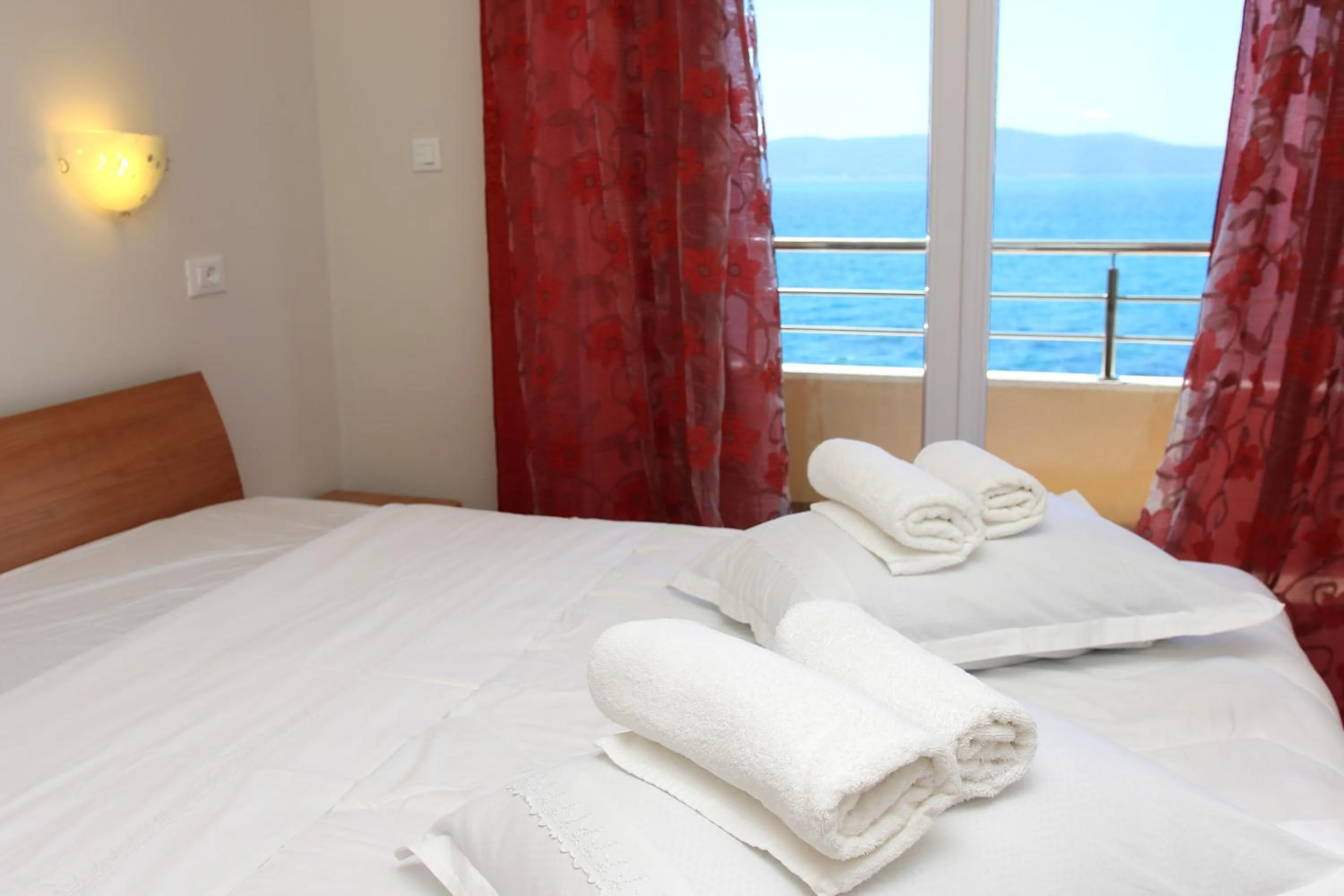 Sea view, Bed in Apartments Šuperba