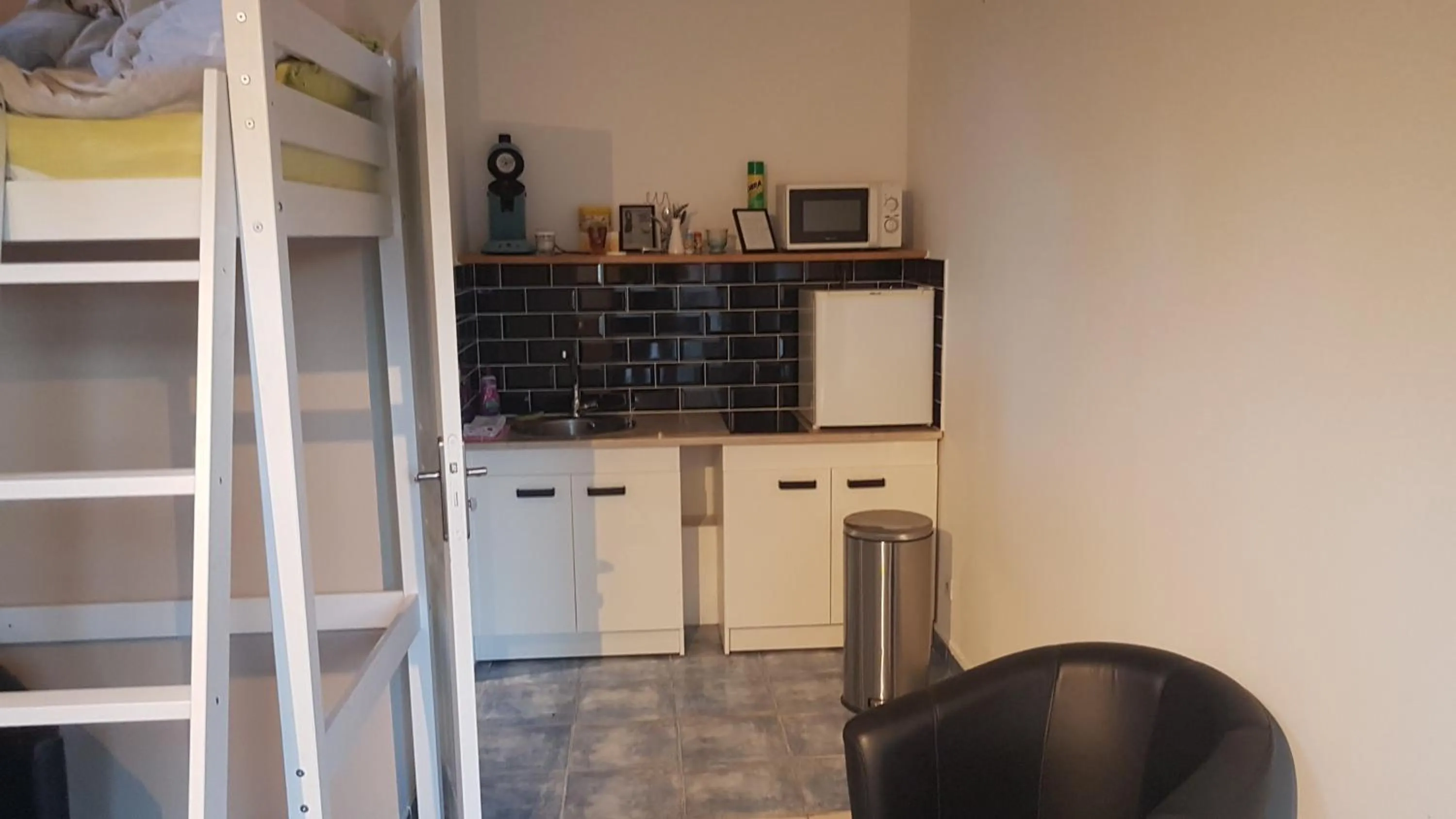 Kitchen or kitchenette in Le Betrot