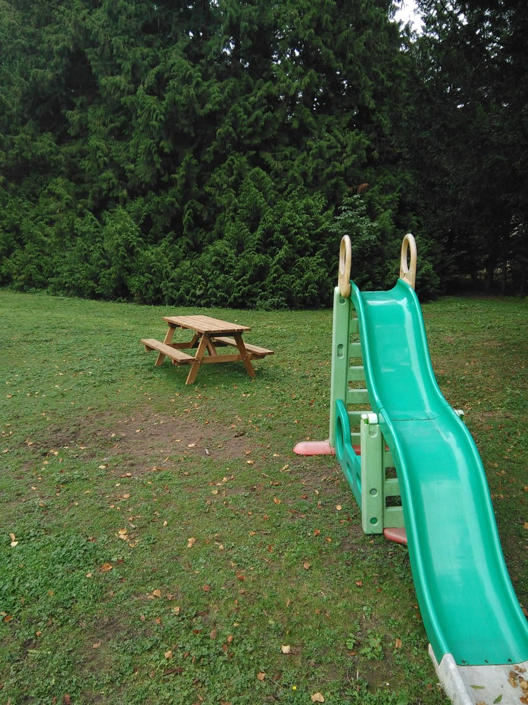 Garden view in Le Betrot