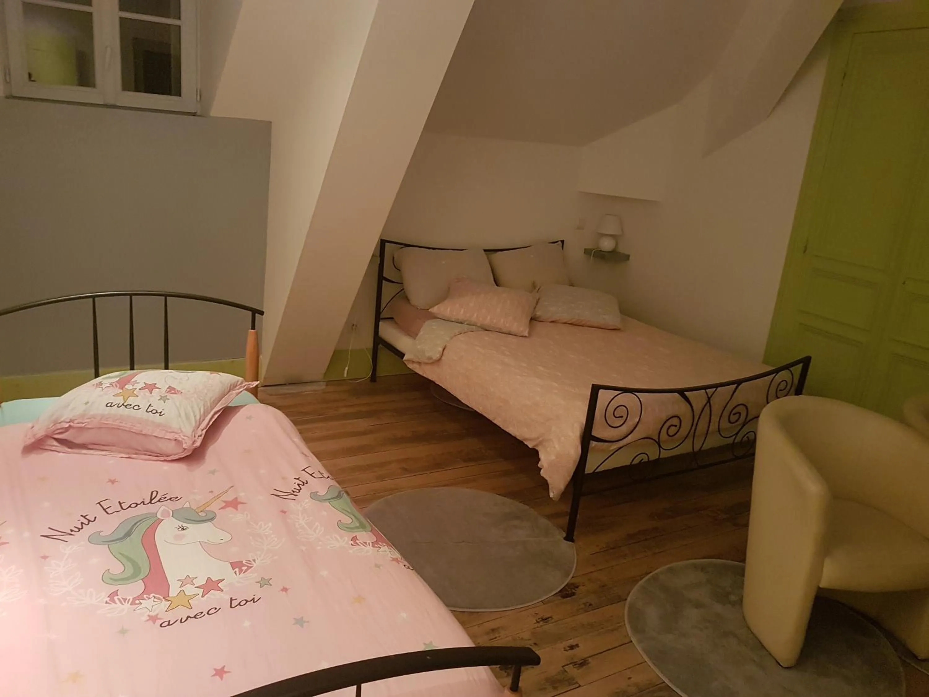 Photo of the whole room, Bed in Le Betrot